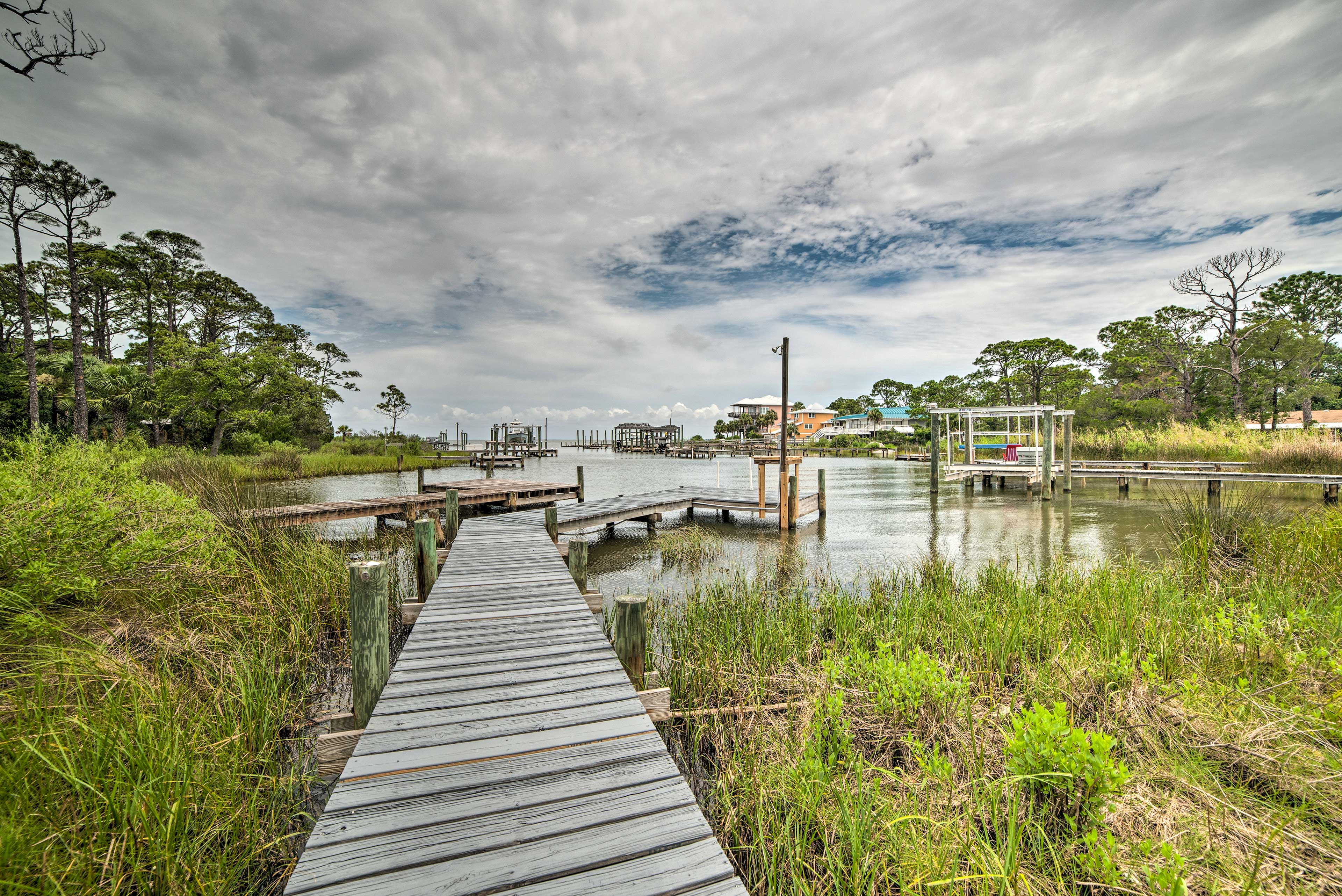 Property Image 1 - Breezy St George Island Escape w/ Private Dock!