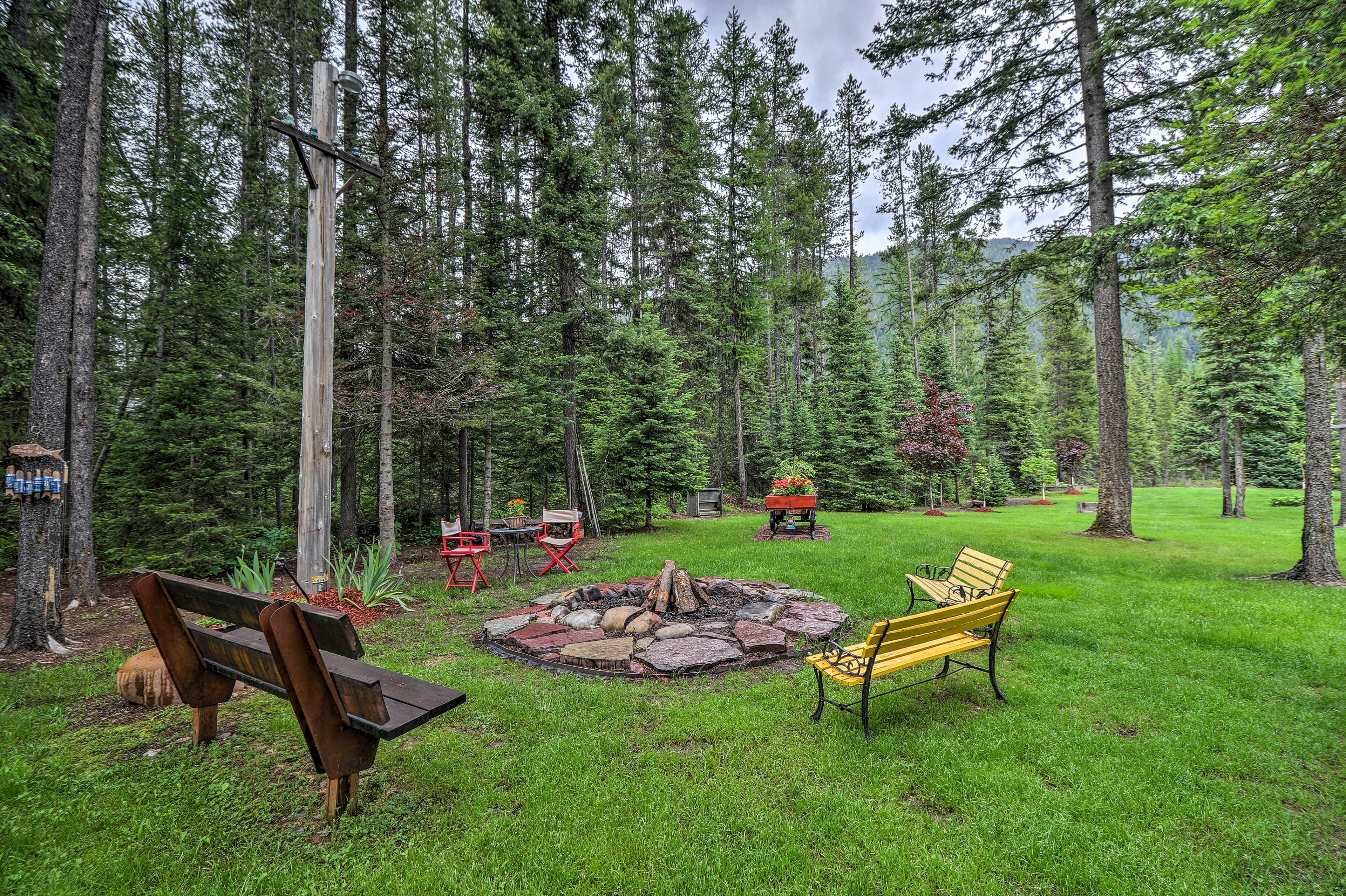 Property Image 2 - Cozy Glacier Park Log Cabin - ’Best in the West!’