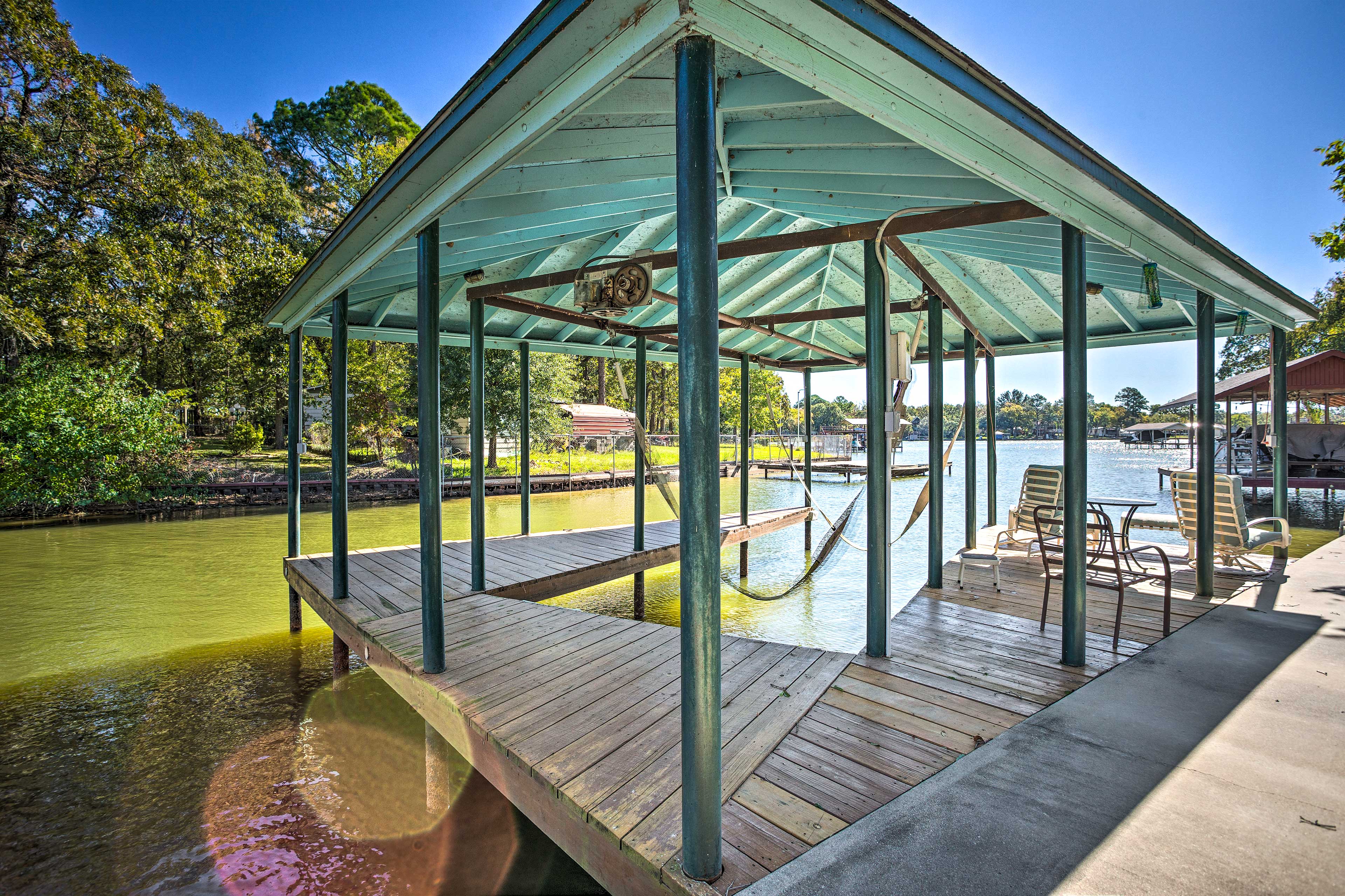 Property Image 2 - Cedar Creek Lake Home: Private Dock & Hot Tub