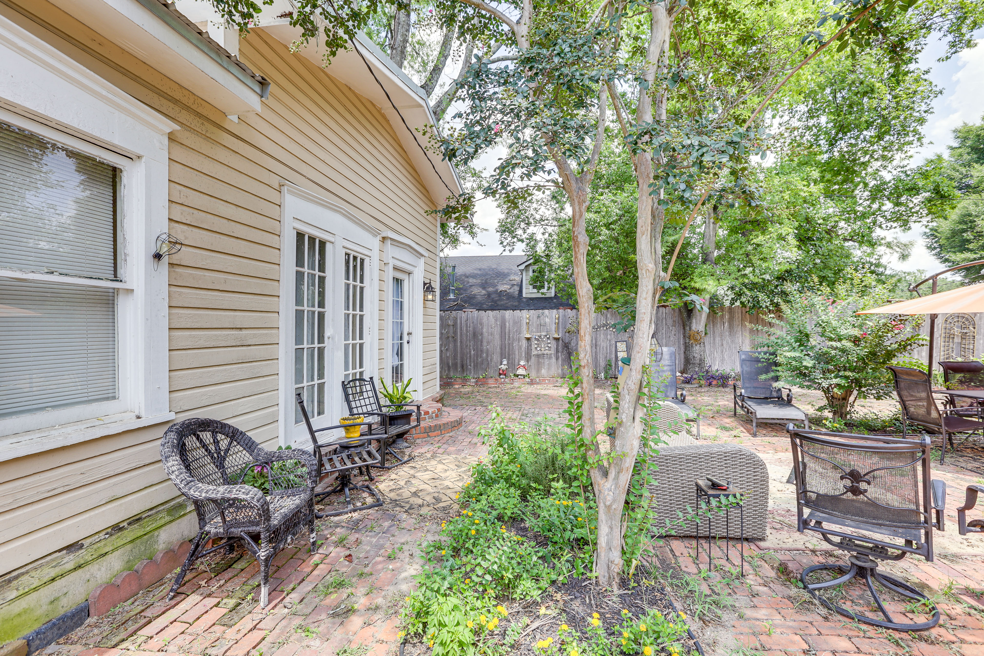 Property Image 1 - Central Albany Home with Covered Porch & Patio!