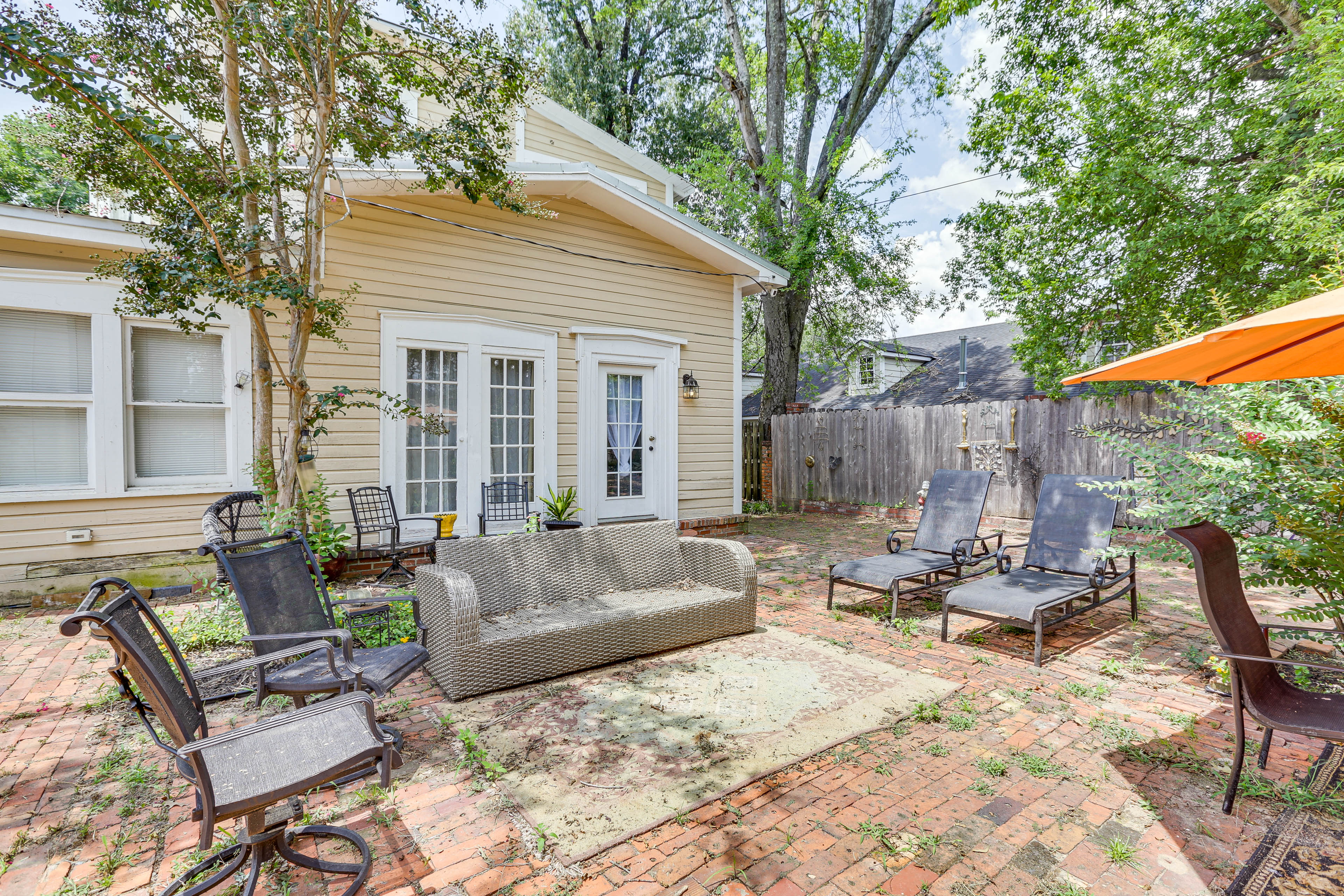 Property Image 2 - Central Albany Home with Covered Porch & Patio!