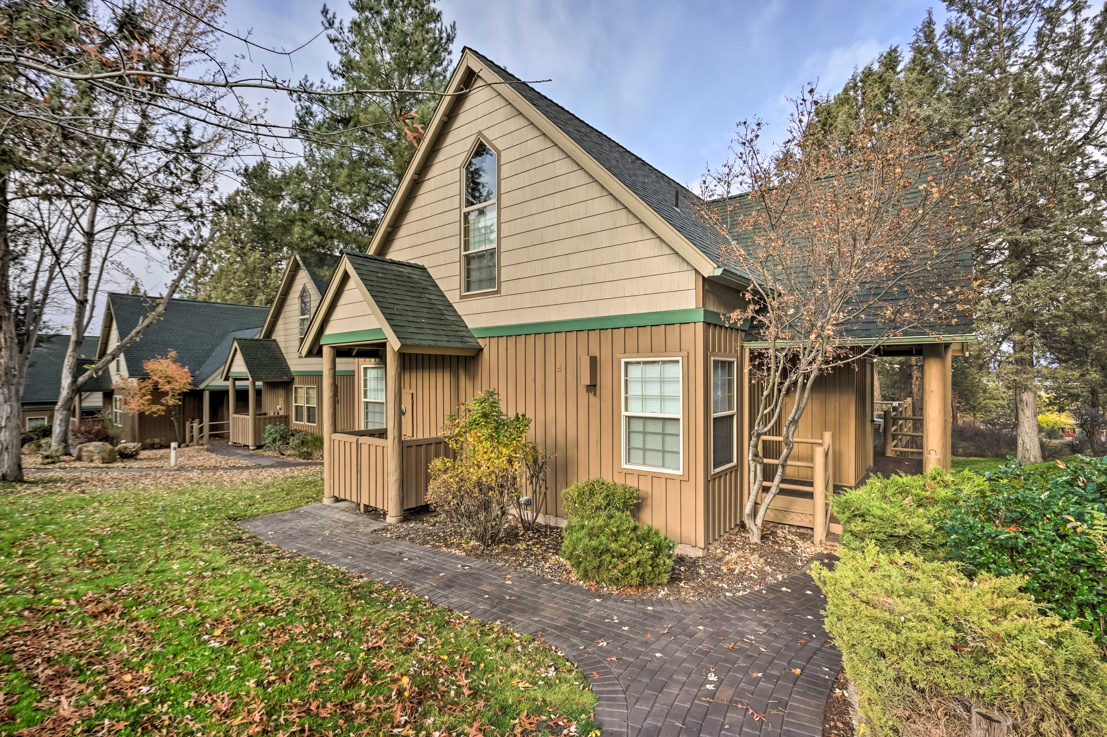 Property Image 2 - Chalet at Running Y Resort w/ Wraparound Deck!