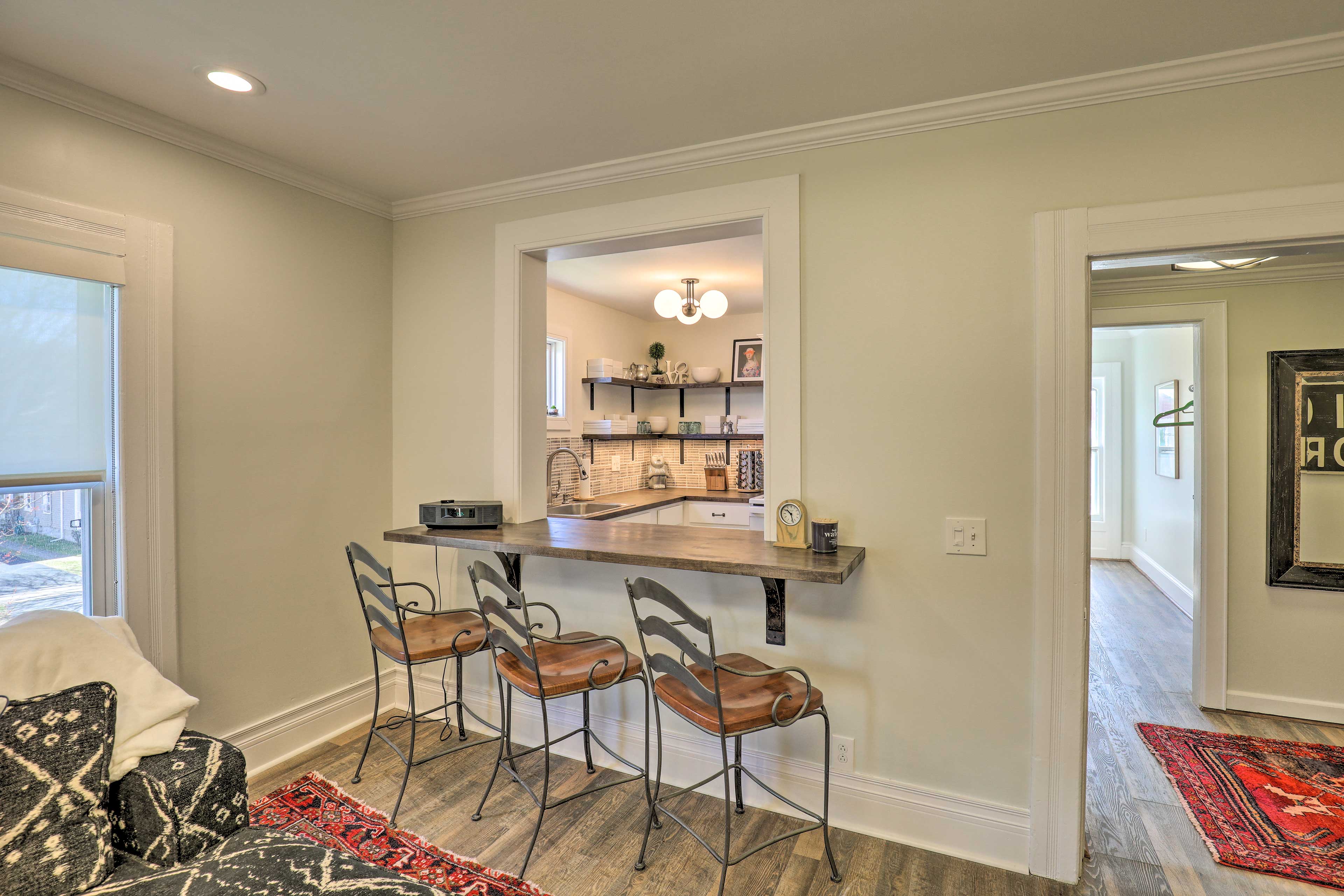 Charming & Walkable Fairport Village Apartment!