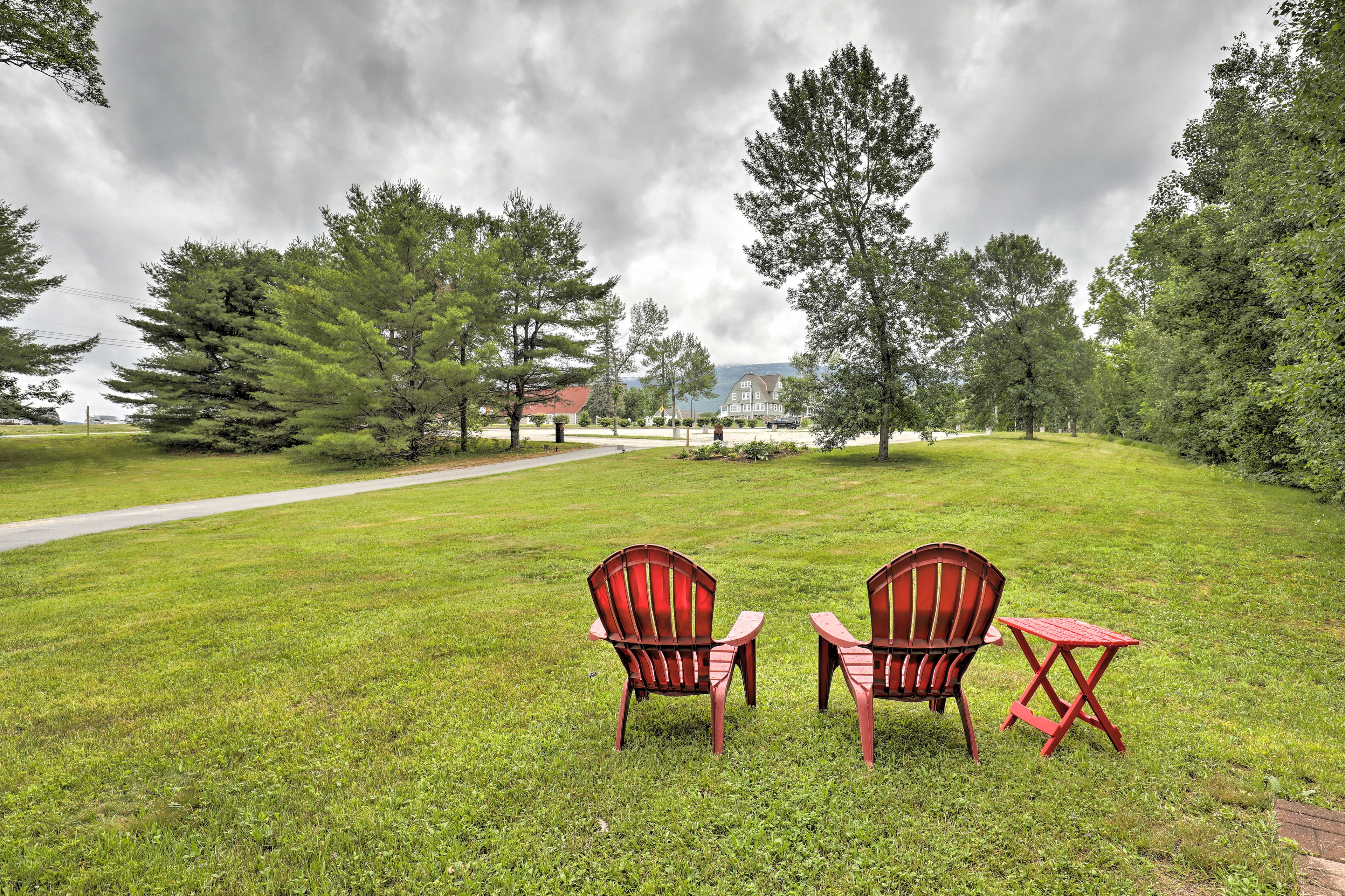 Property Image 2 - Charming Jaffrey Cottage w/ Deck & Grill!