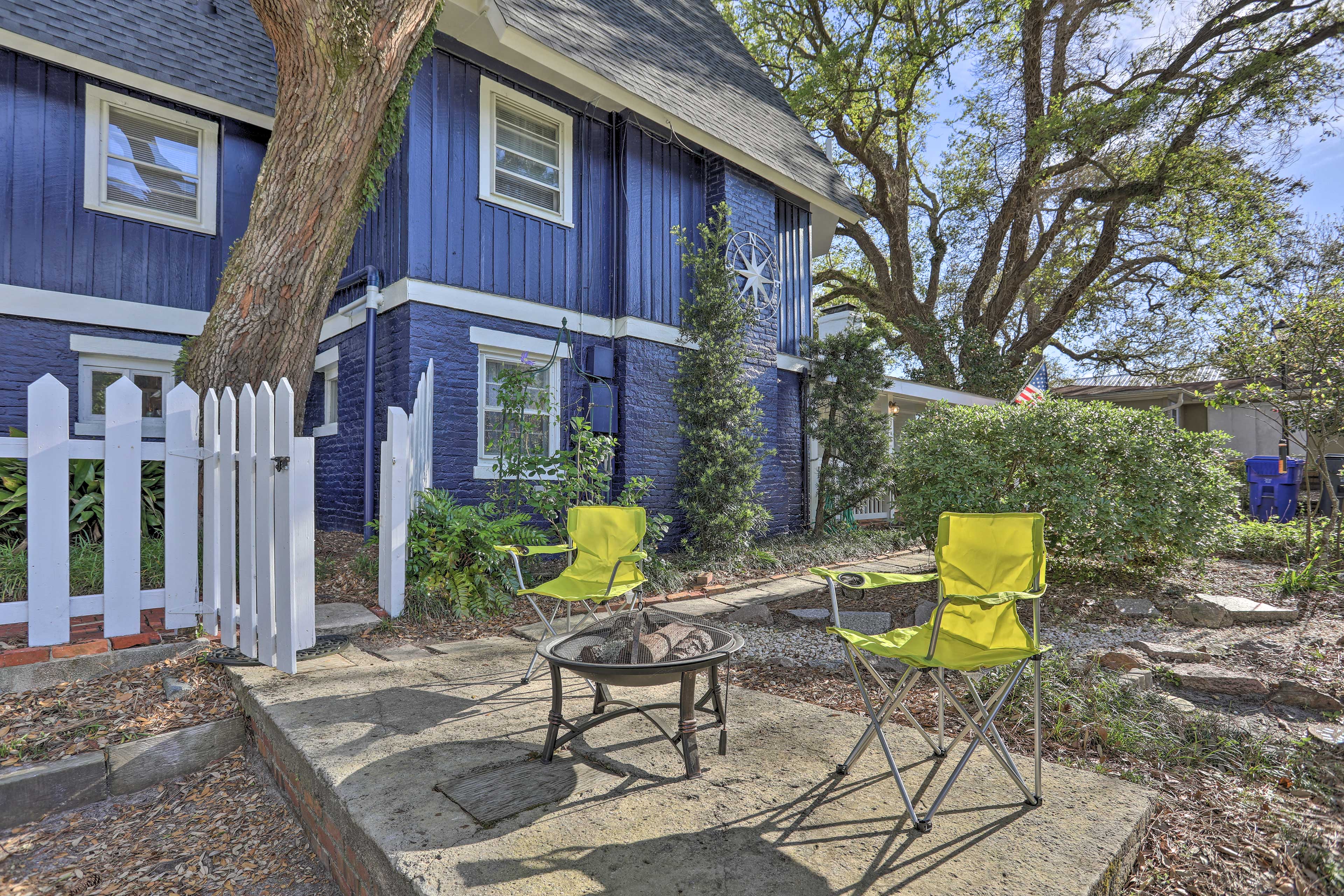 Property Image 2 - Coastal, Walkable Home in Historic Southport!