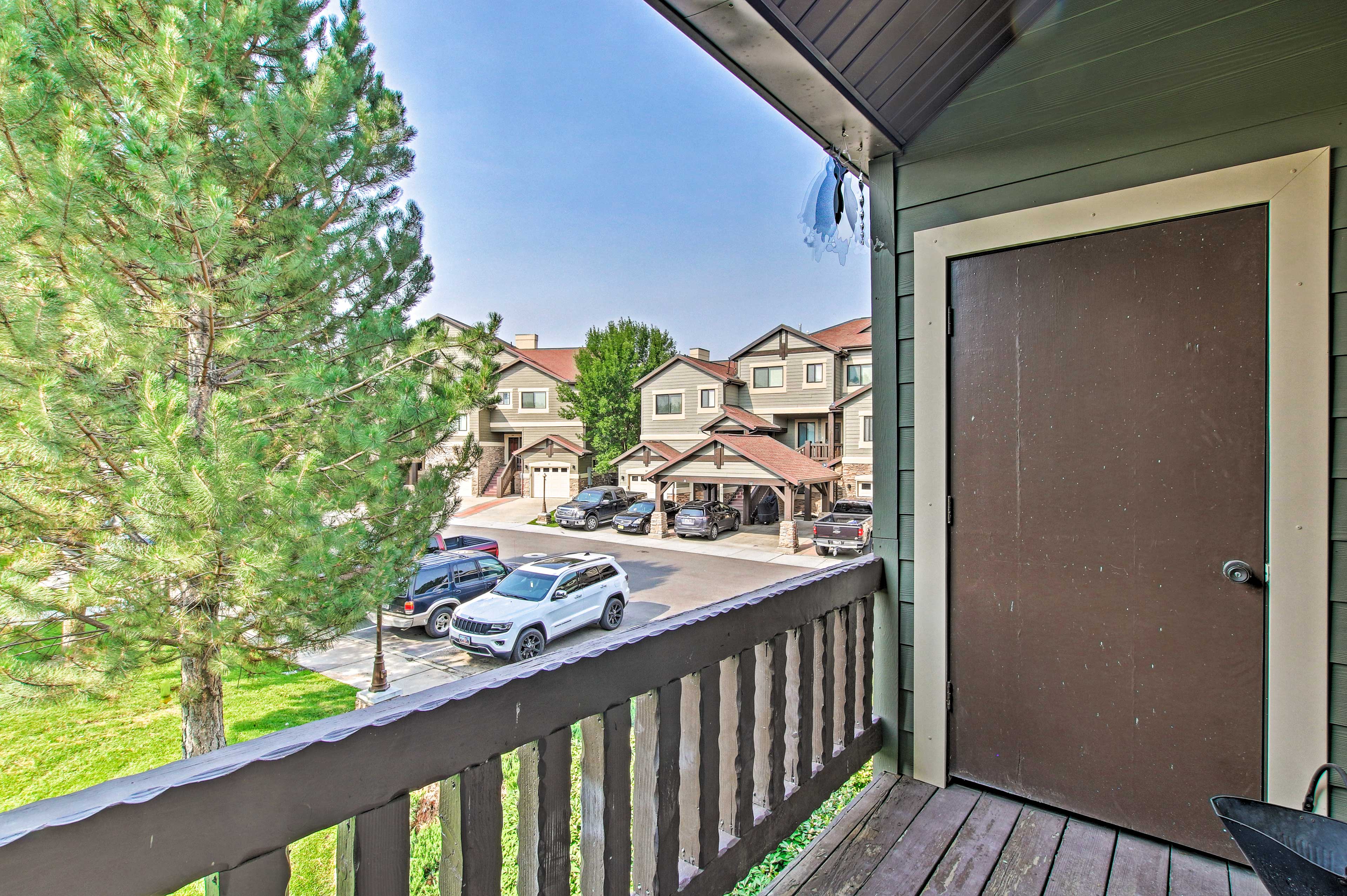 Property Image 2 - Contemporary Family Condo by Pineview Reservoir!