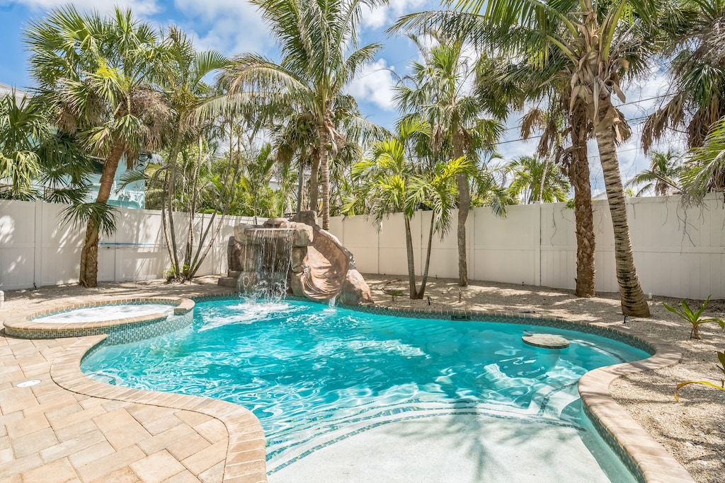 Private Pool and Spa, Water Slide