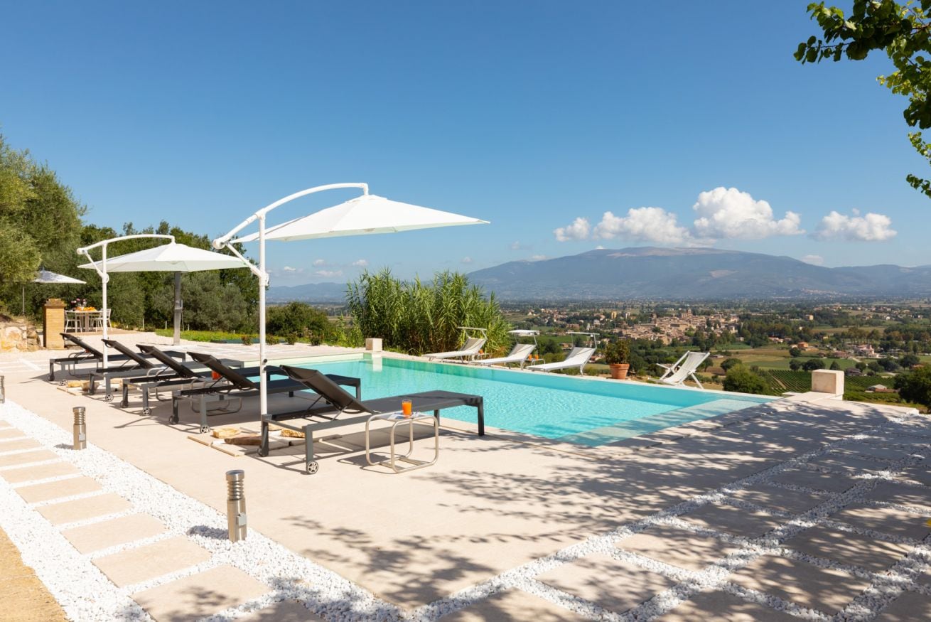 Property Image 2 - Luxury villa with great views in the Umbrian countryside