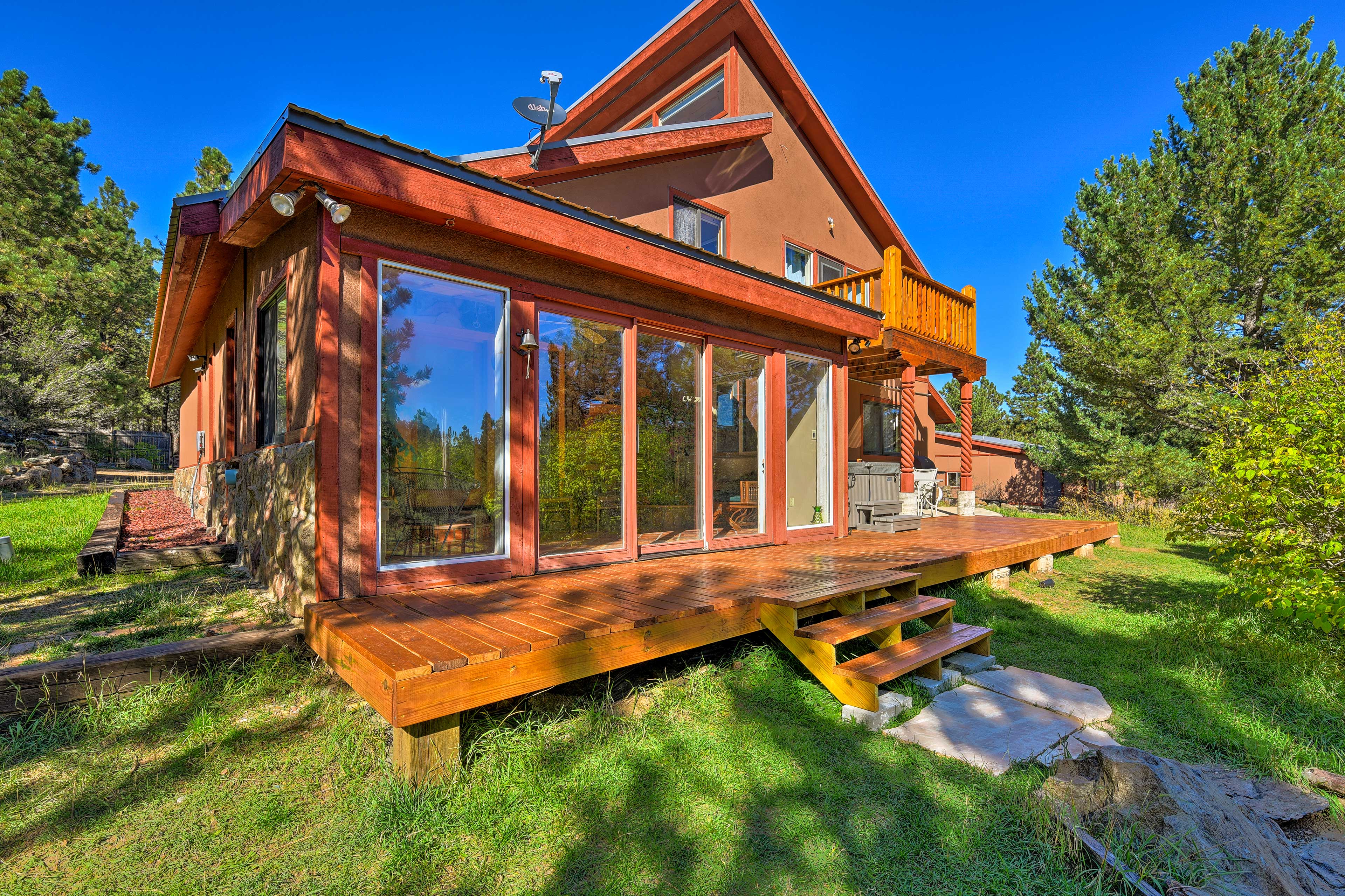 Property Image 1 - Angel Fire Mountain Cabin w/ Hot Tub & Sauna!