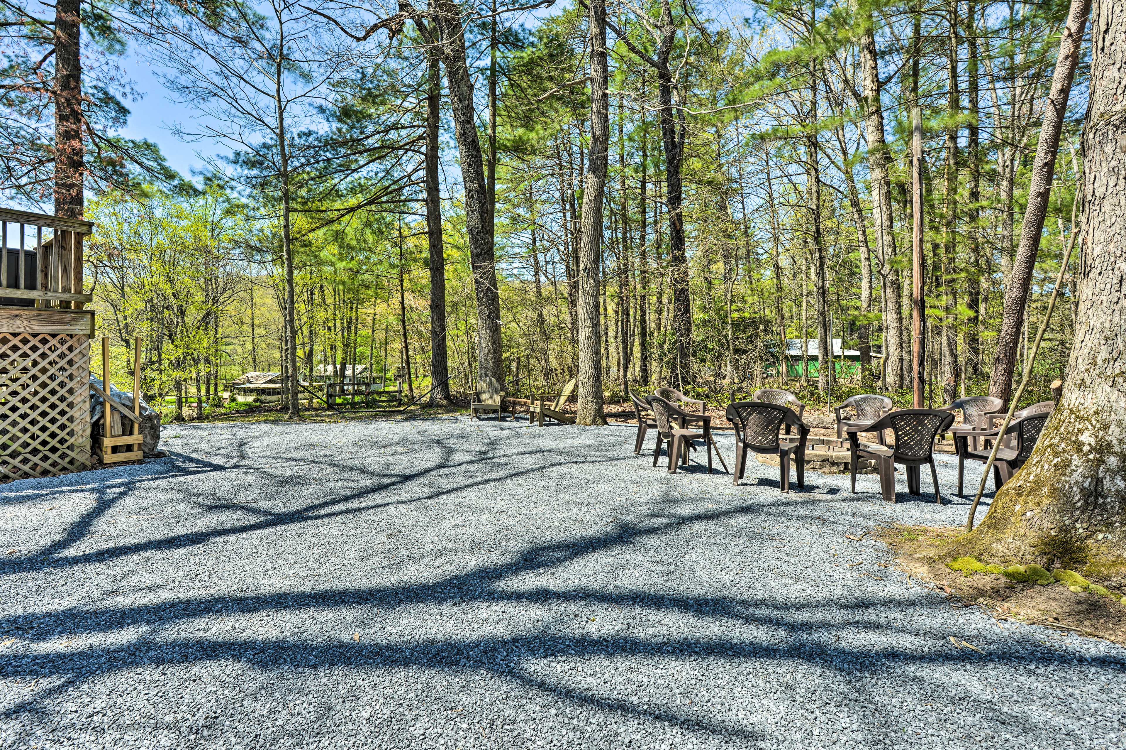 Cozy Cabin with Sunroom & Cacapon River Access!