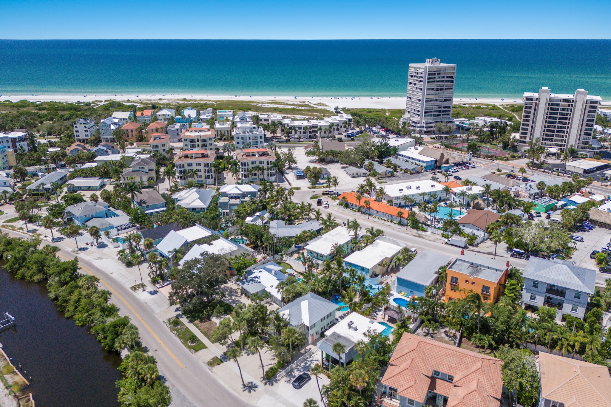Island House by Siesta Key Luxury Rental