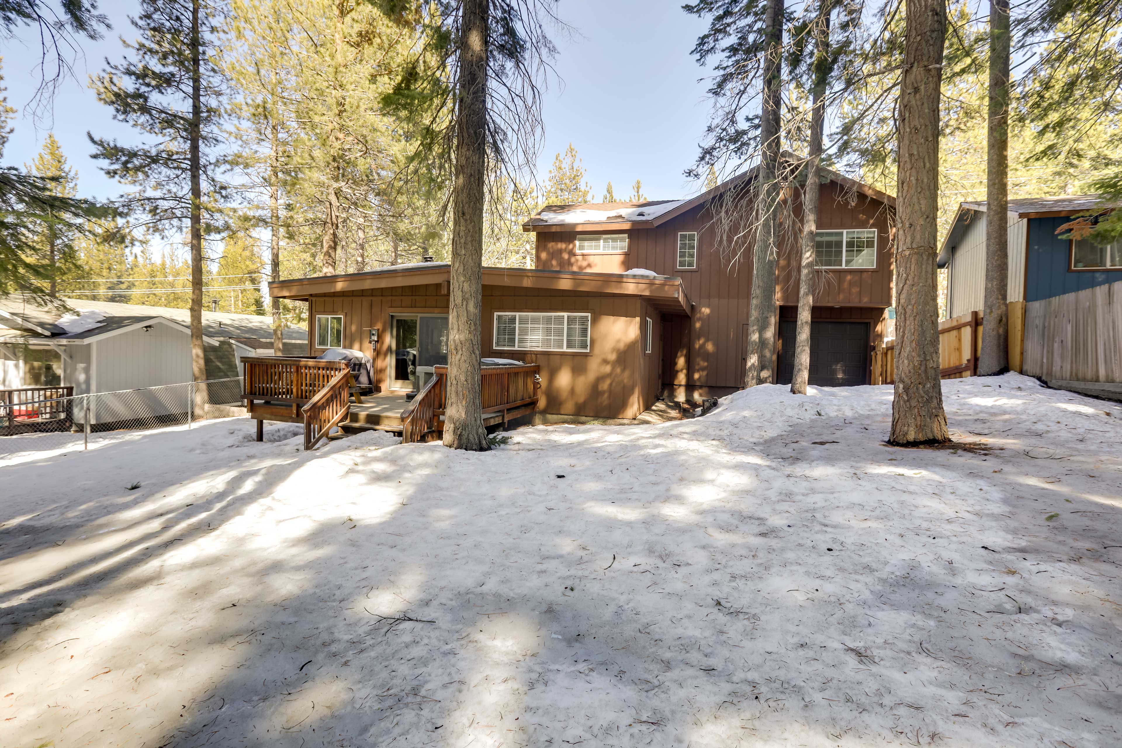 Property Image 2 - Cozy South Lake Tahoe Home ~ 6 Mi to Shore!