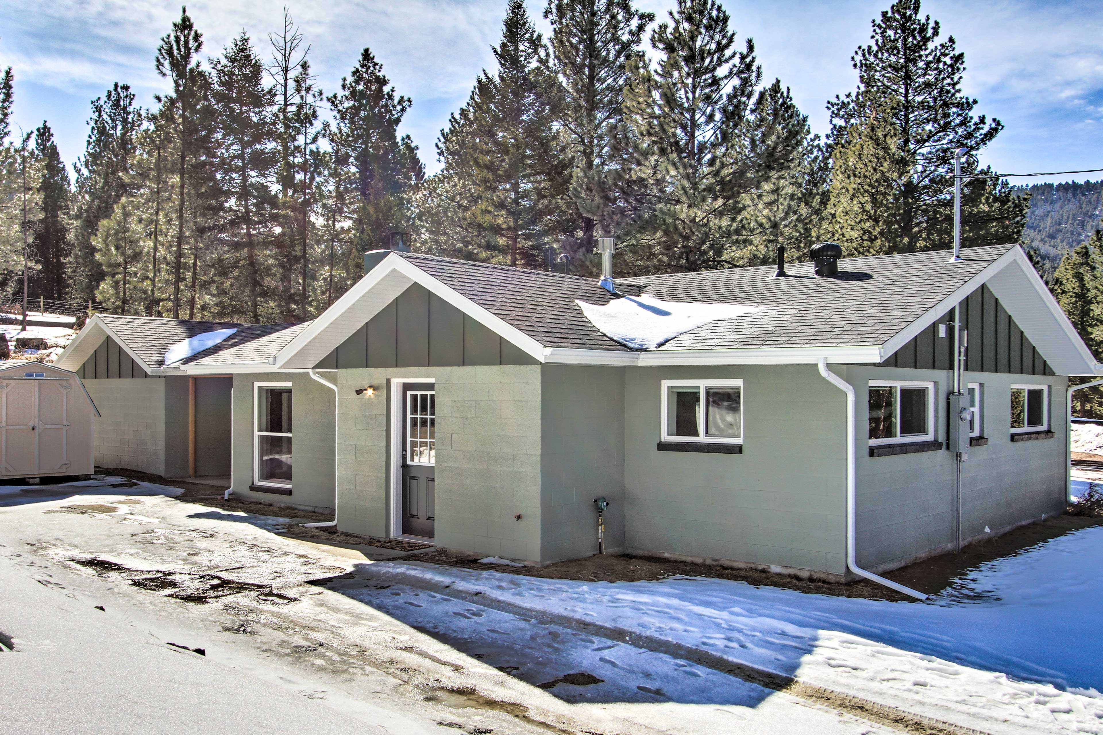 Property Image 2 - Modern Home w/ Wooded Views: 10 Mi Outside Helena!