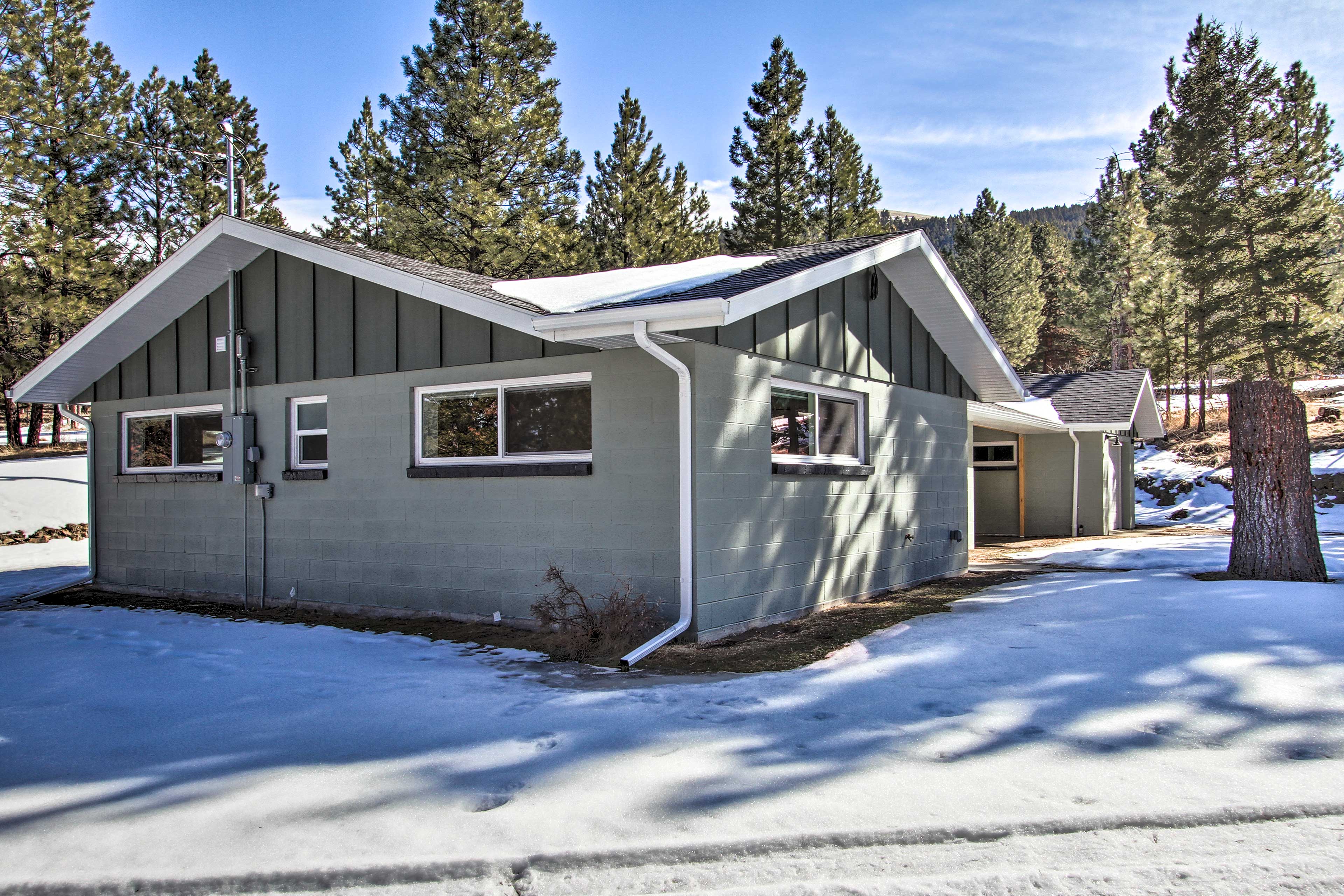 Property Image 1 - Modern Home w/ Wooded Views: 10 Mi Outside Helena!