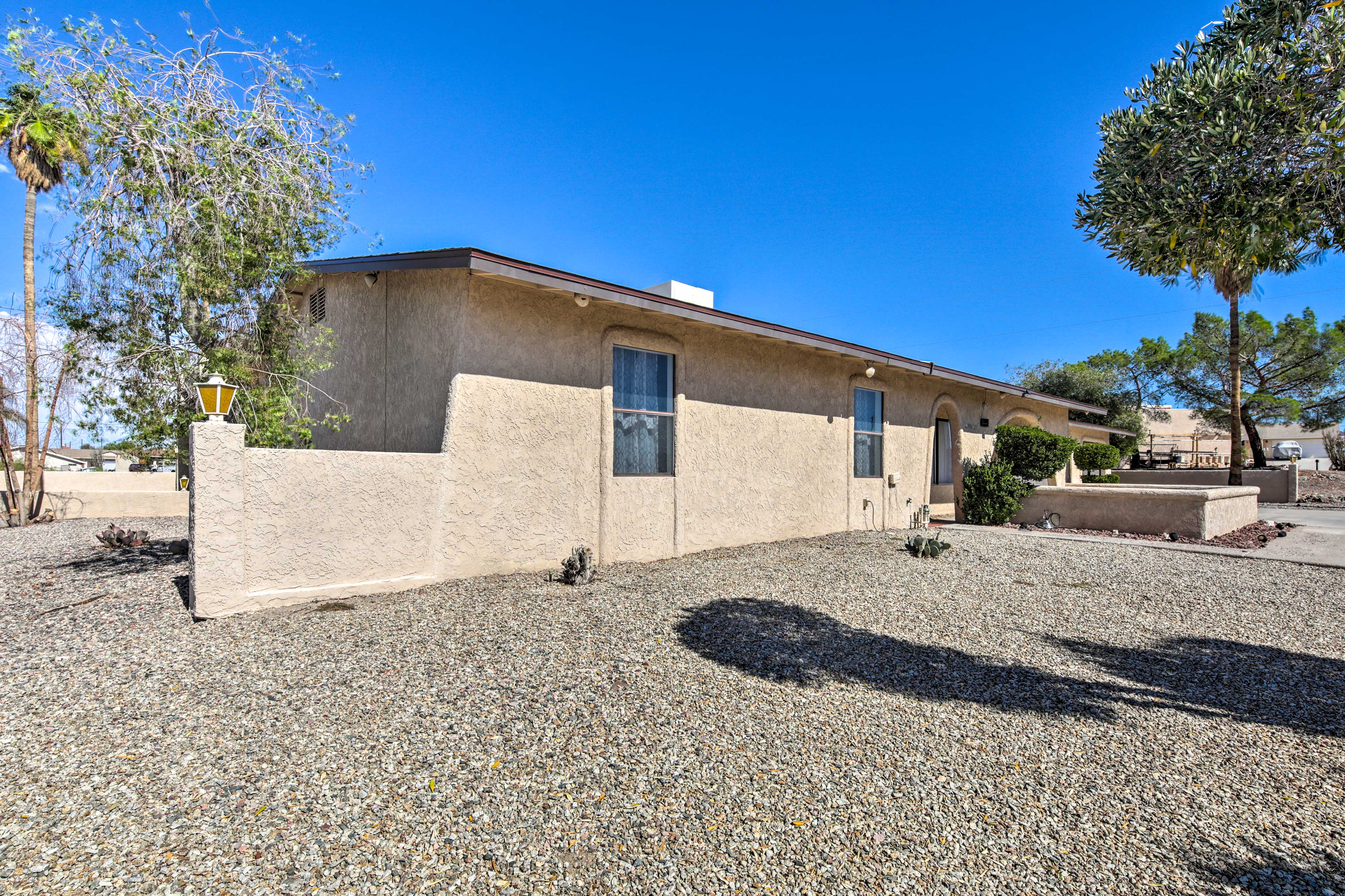 Property Image 1 - Modern Lake Havasu Retreat: Lake & Mountain Views!