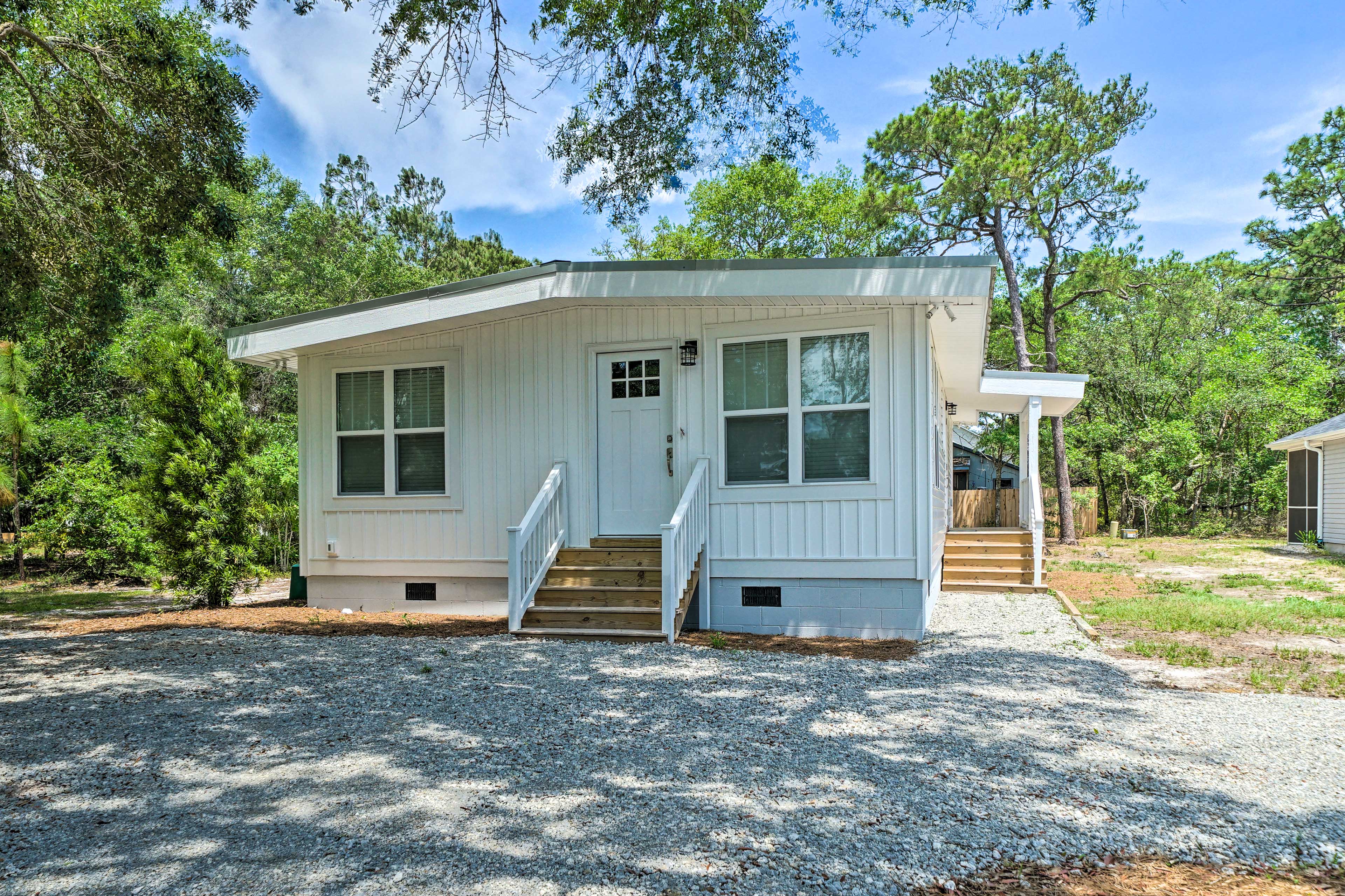 Property Image 2 - Modern Oak Island Escape: 1 Mile to Long Beach!