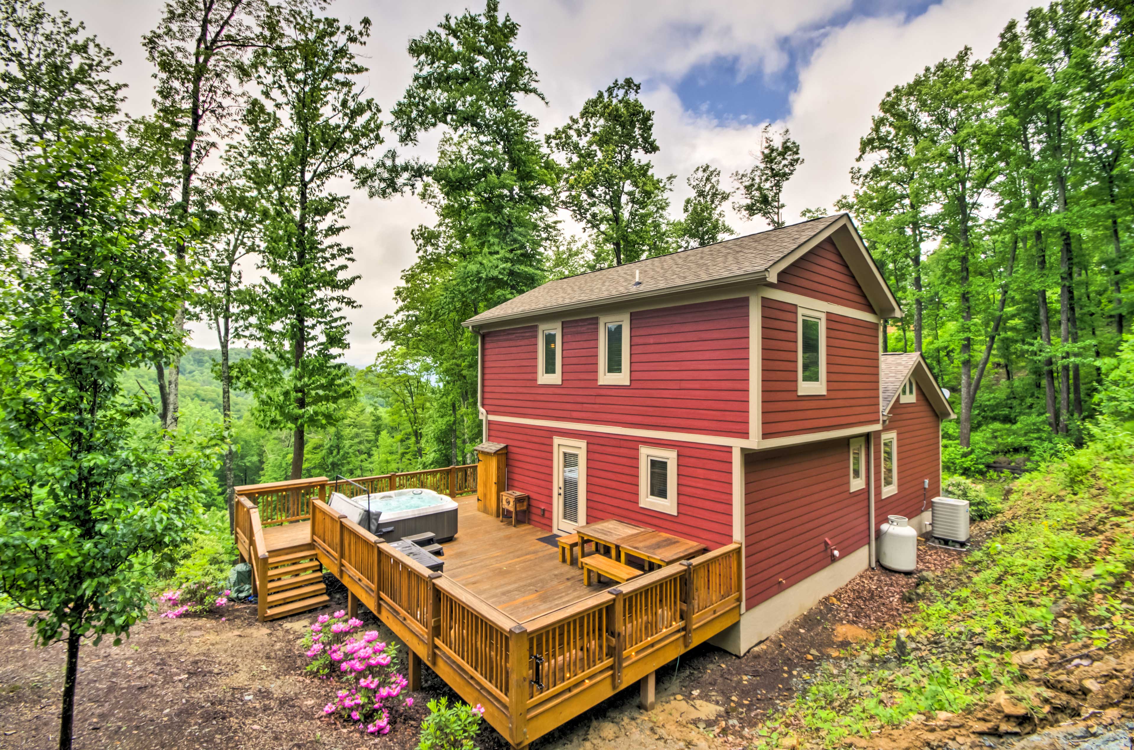 Property Image 1 - Mountain View Boone Home Close to Blue Ridge Pkwy!