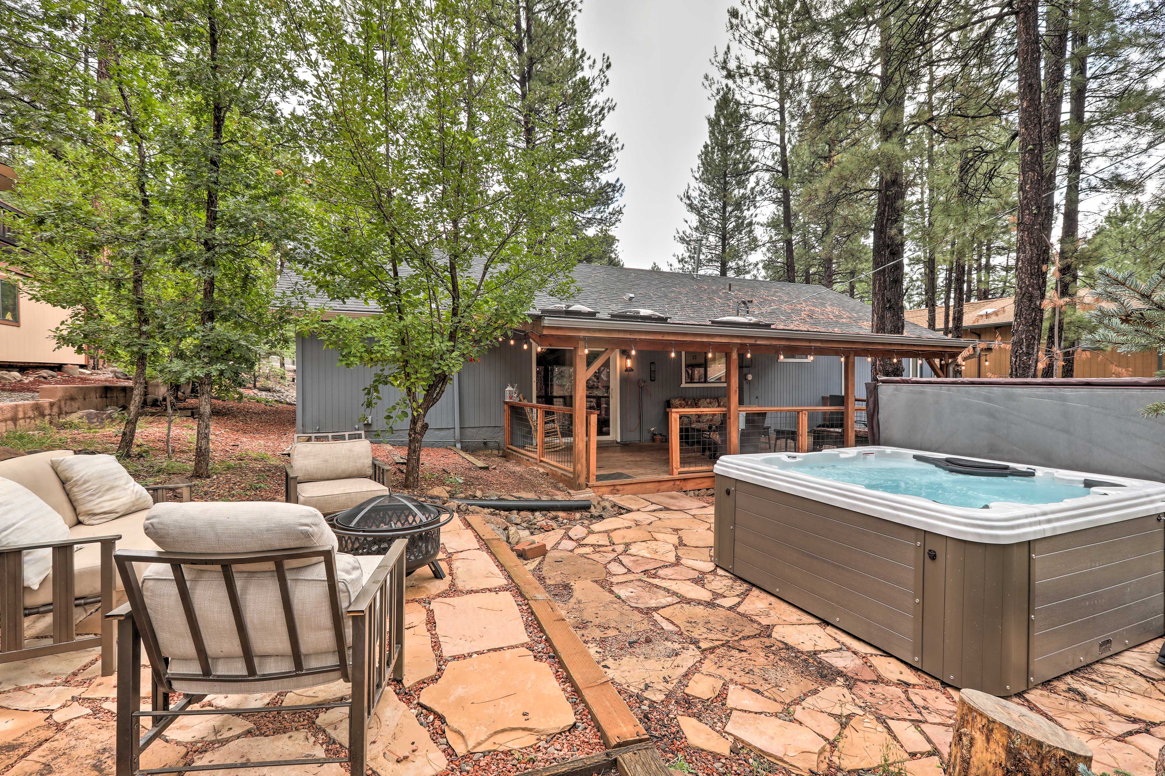 Property Image 1 - Pet-Friendly Munds Park Cabin w/ Hot Tub & Patio