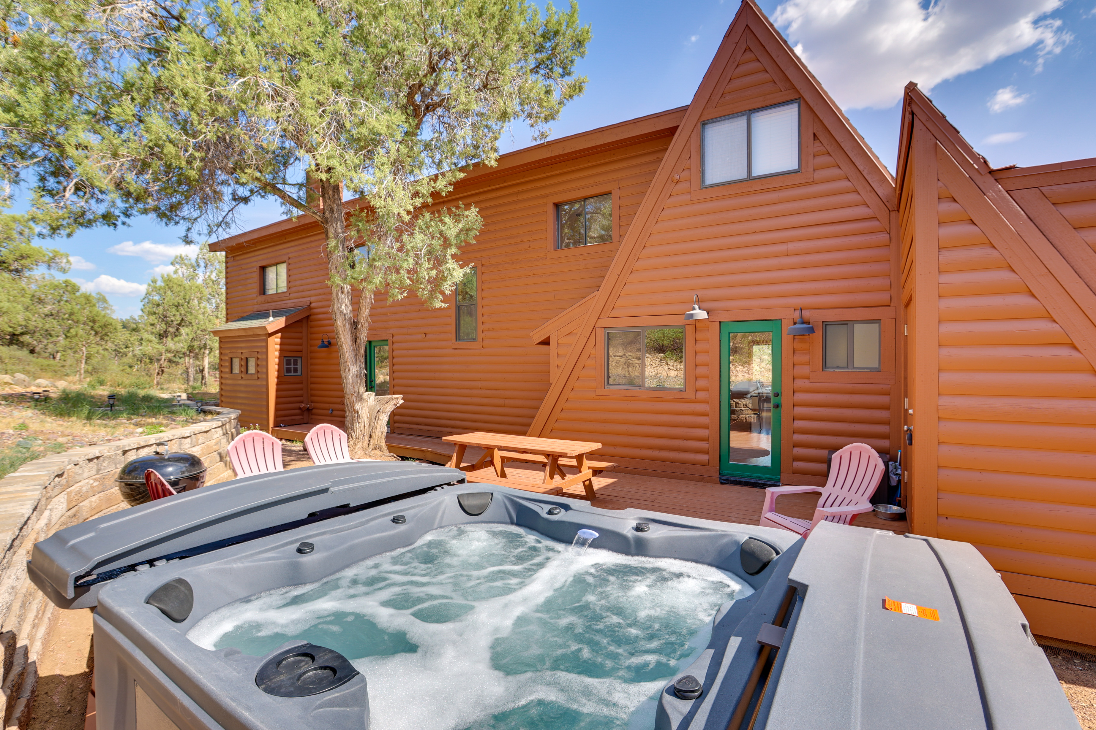 Property Image 2 - Dog-Friendly Payson Getaway w/ Mtn Views & Hot Tub