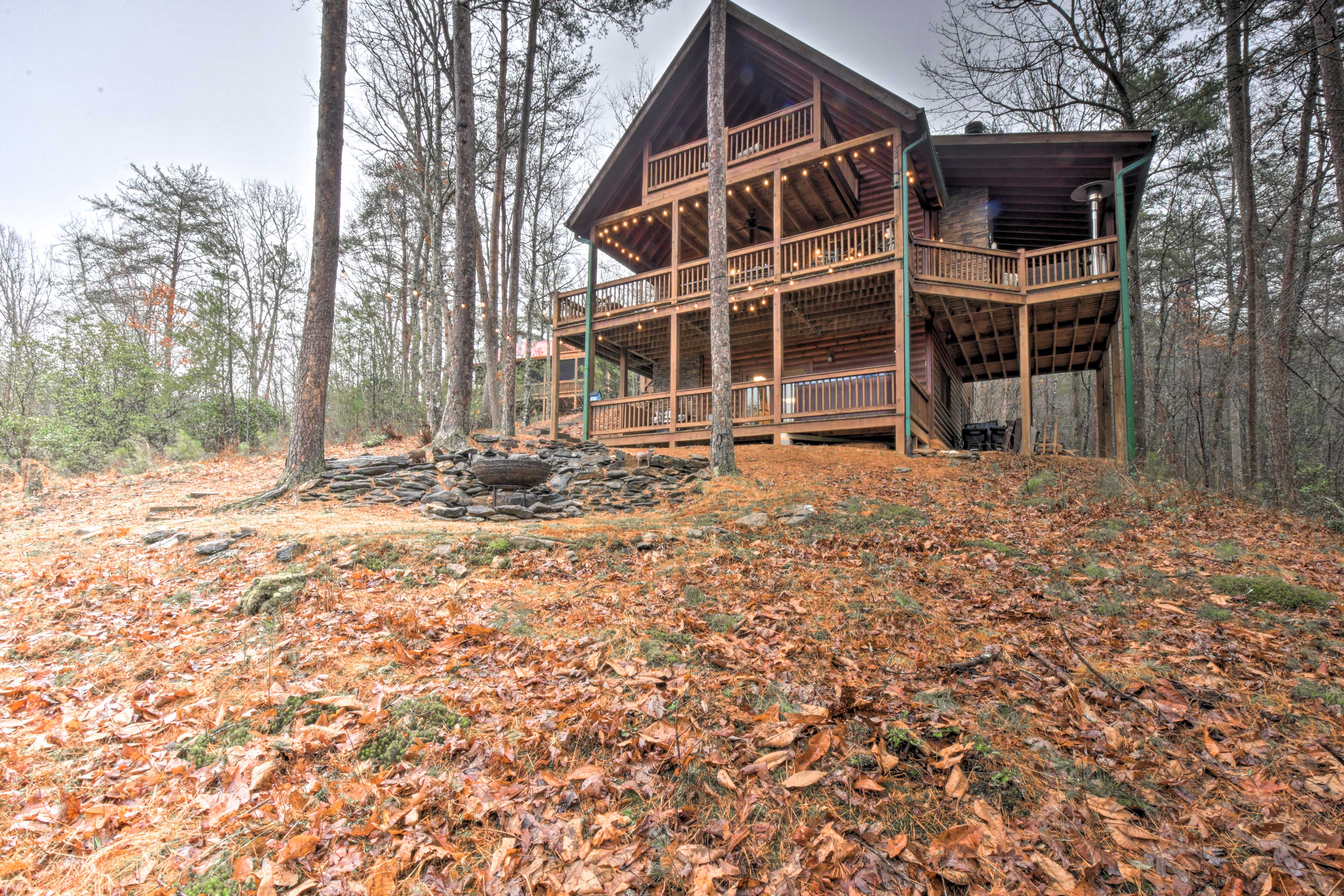 Property Image 2 - ’Long Pine Ridge’ Cabin w/ Luxury Amenities!