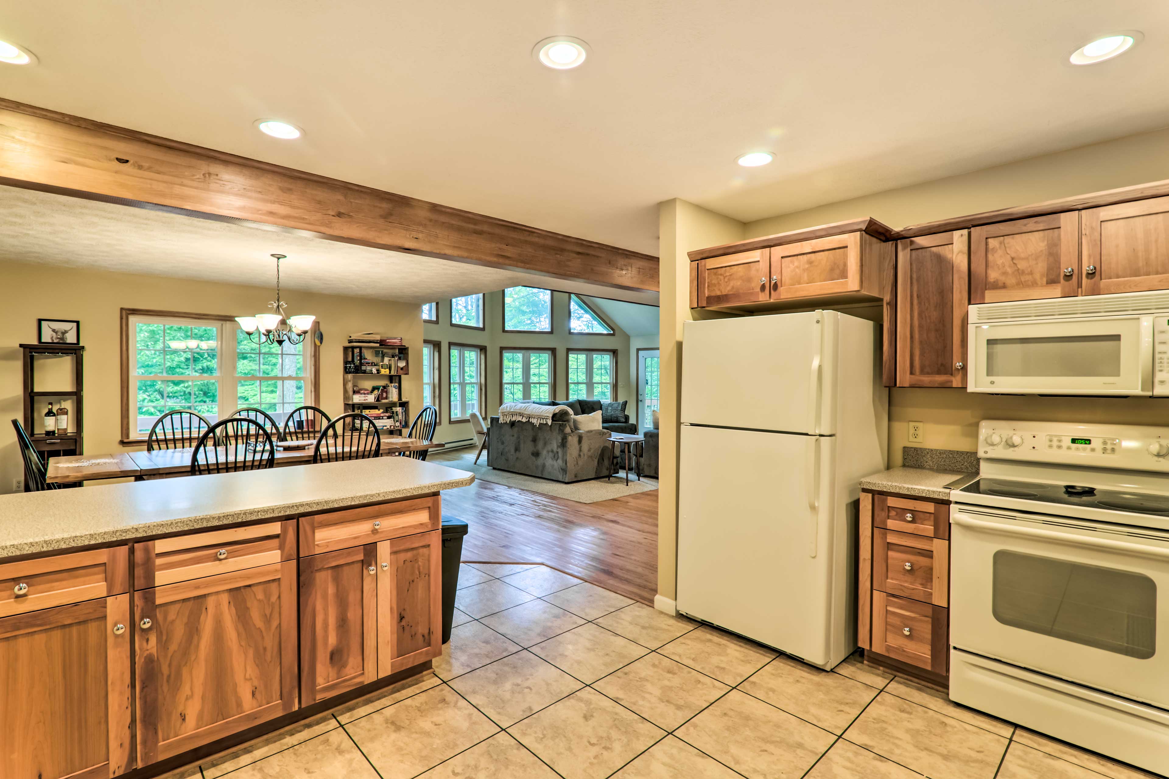 Steps to River: Big Bass Lake House w/ Grill!