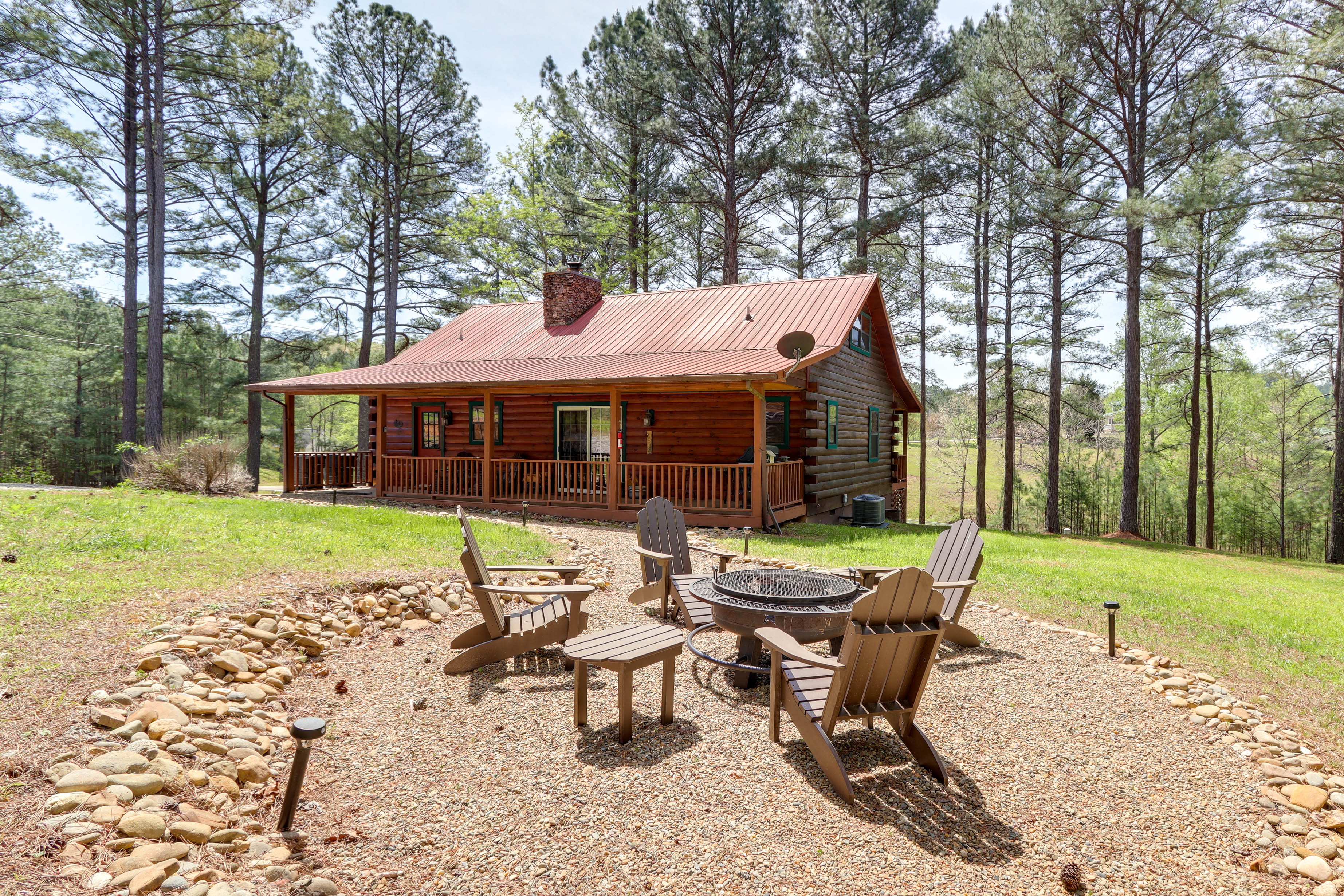 Property Image 1 - Blairsville ‘Cabin in the Pines’ 1 Mi to Lake