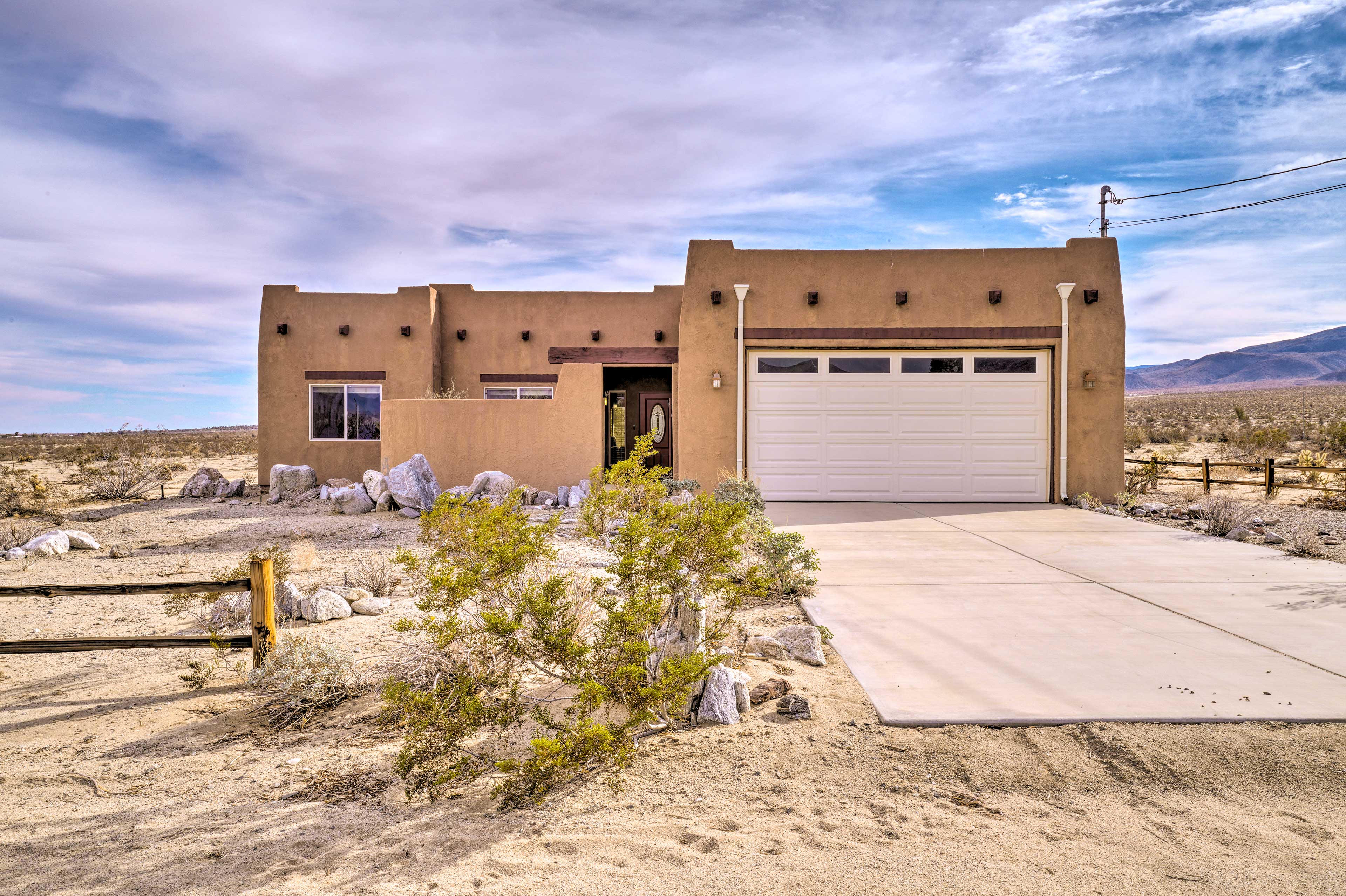 Property Image 2 - Borrego Springs Stargazing Home w/ Mtn Views