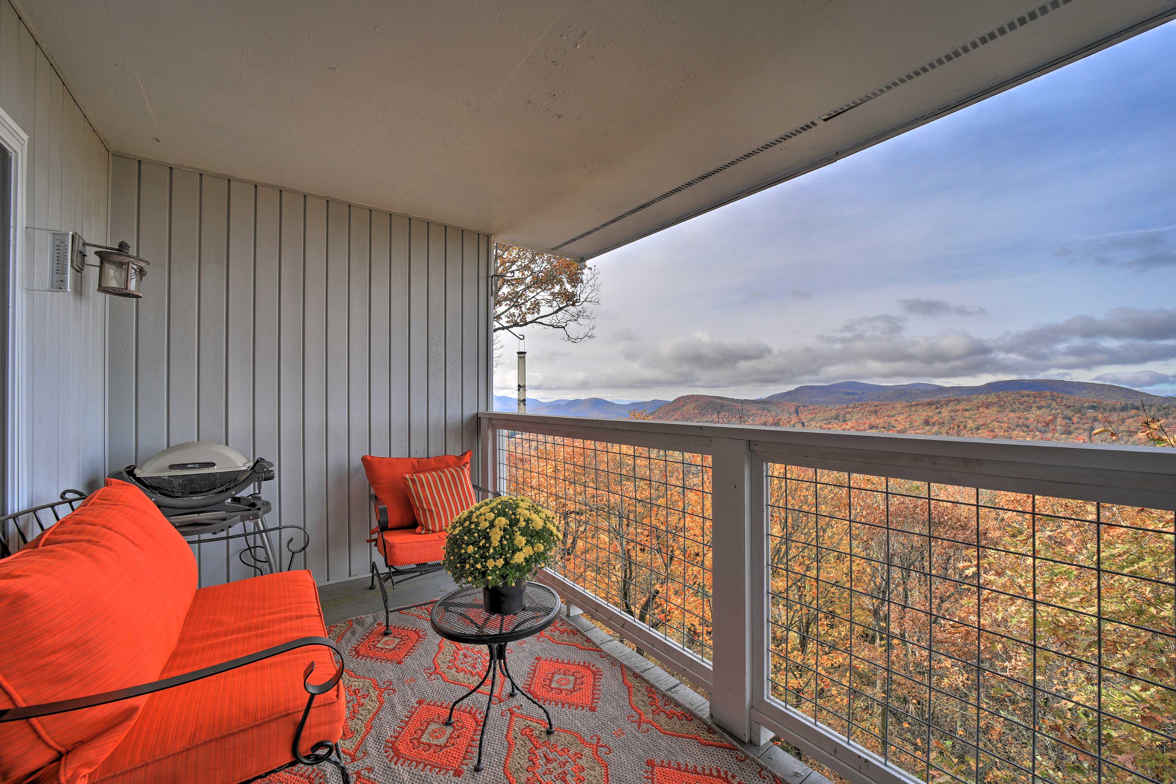 Property Image 1 - Breathtaking Highlands Condo w/ Mountain View