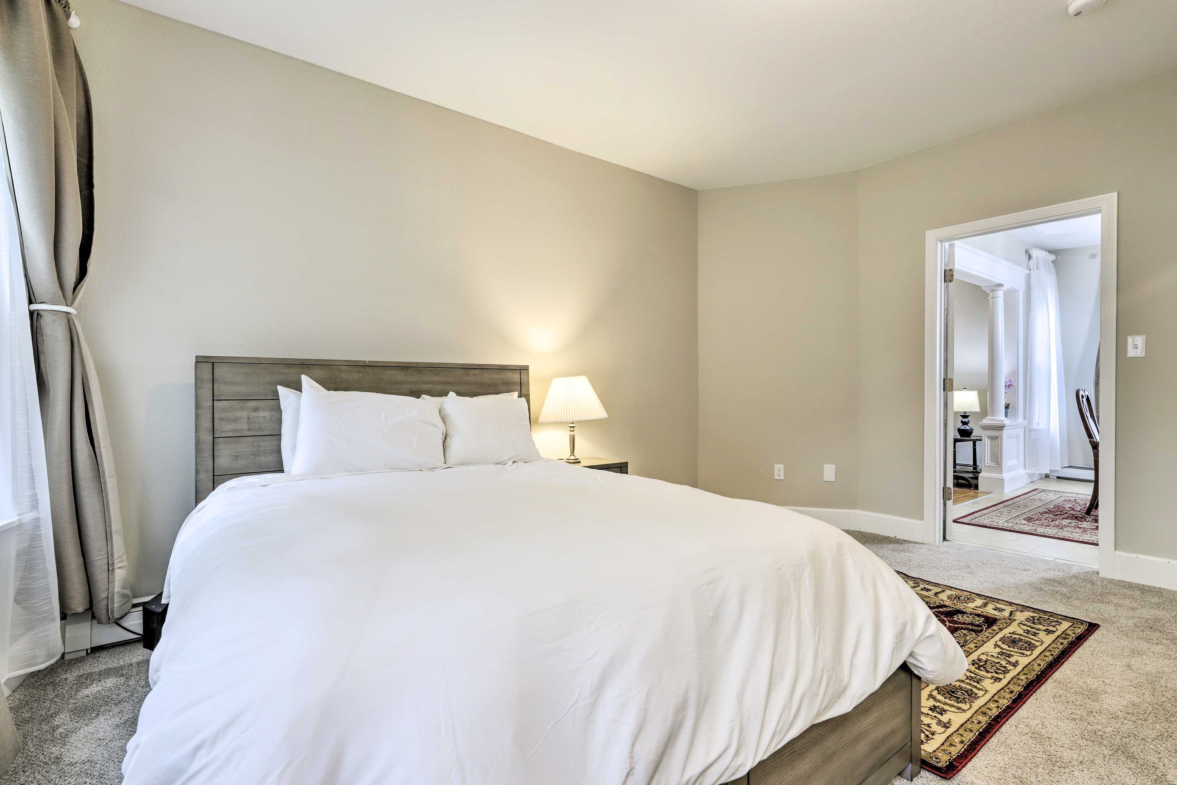 Bright Springfield Apartment w/ 2 Balconies!