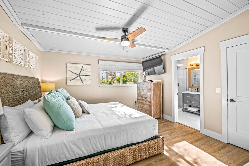 Second Bedroom - King