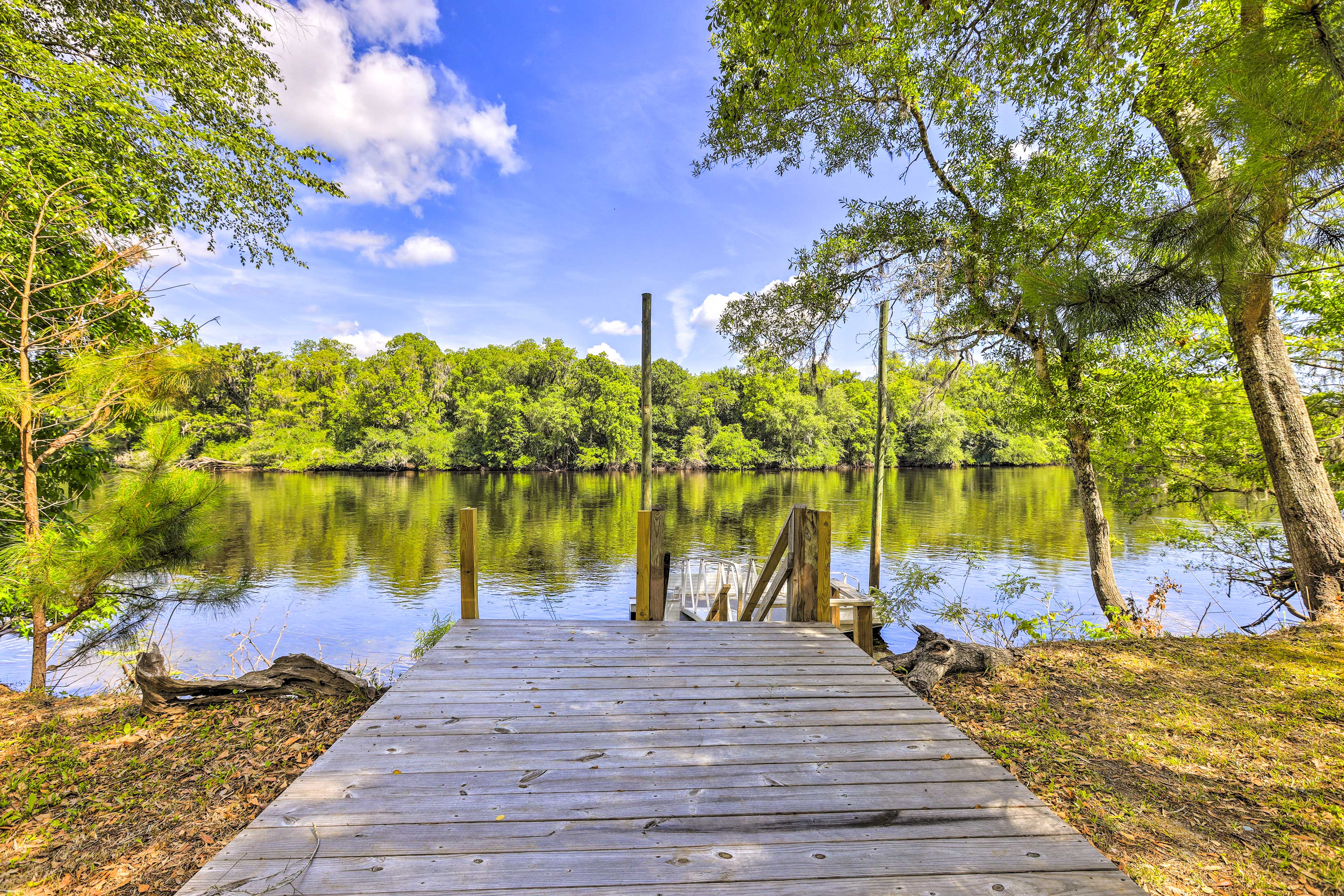 Property Image 1 - Charming Abode w/ Dock on the Suwannee River