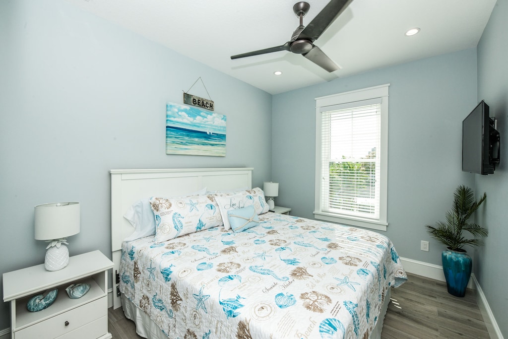 Fourth Bedroom, King