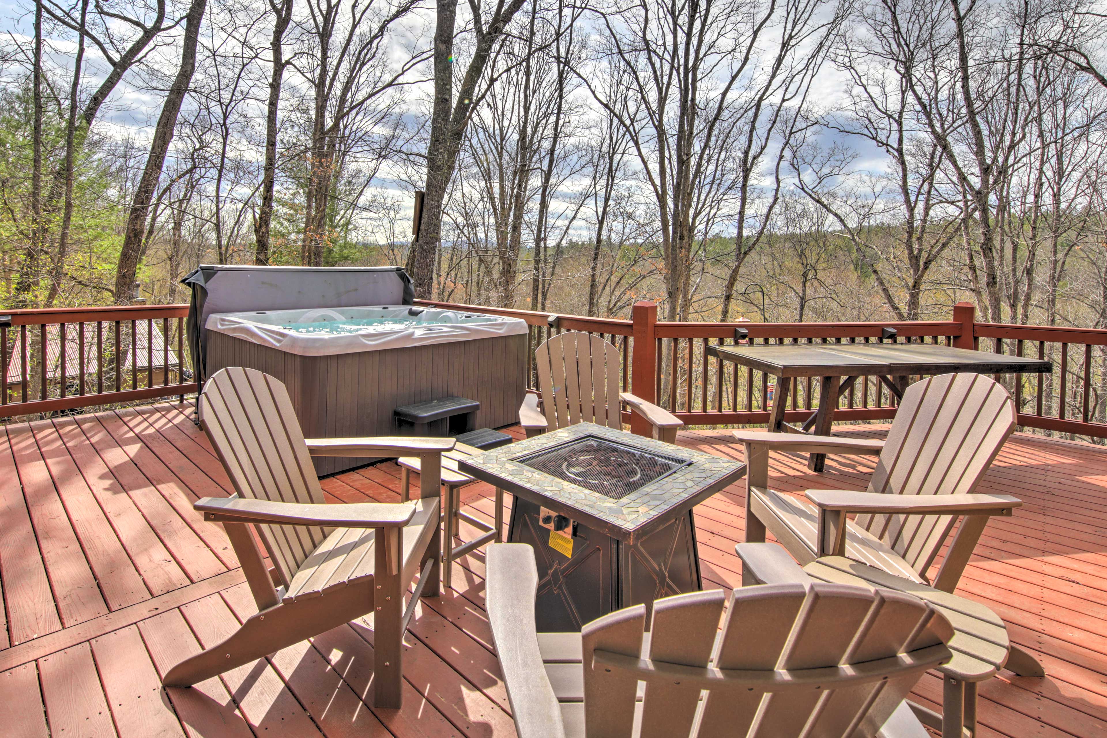 Property Image 2 - Charming Creekside Cabin w/ Private Hot Tub!