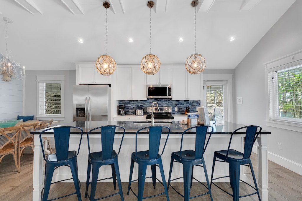 Kitchen, Breakfast Bar