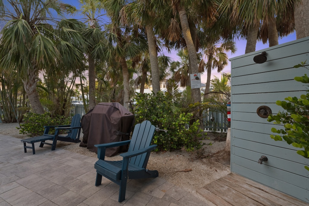 Outdoor Grill, Outdoor Shower