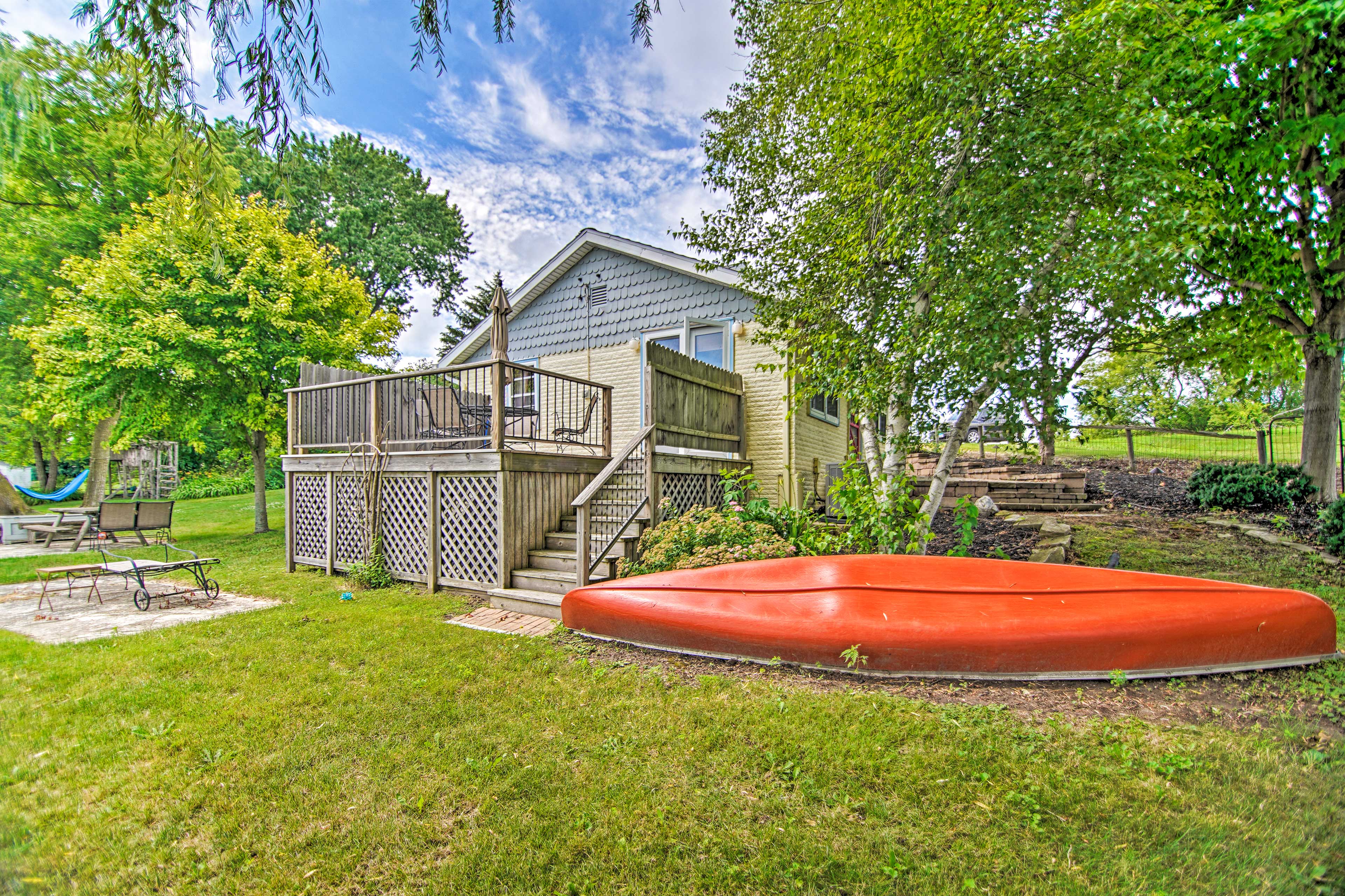 Property Image 2 - Charming Horicon Cottage + Dock on Rock River