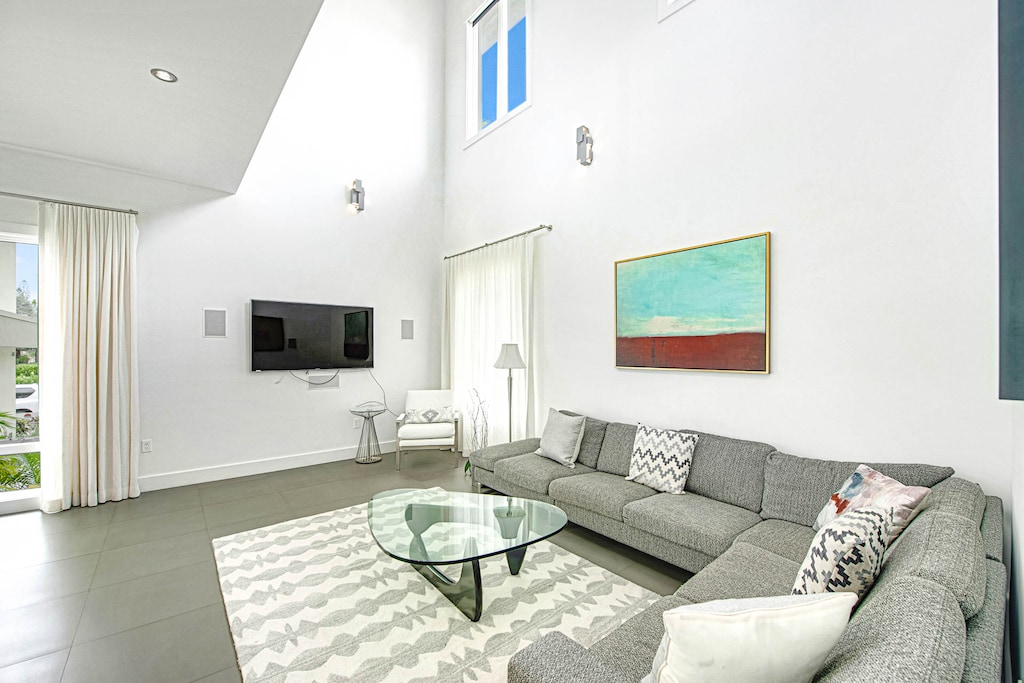 Living Room with HDTV and WiFi Throughout Home