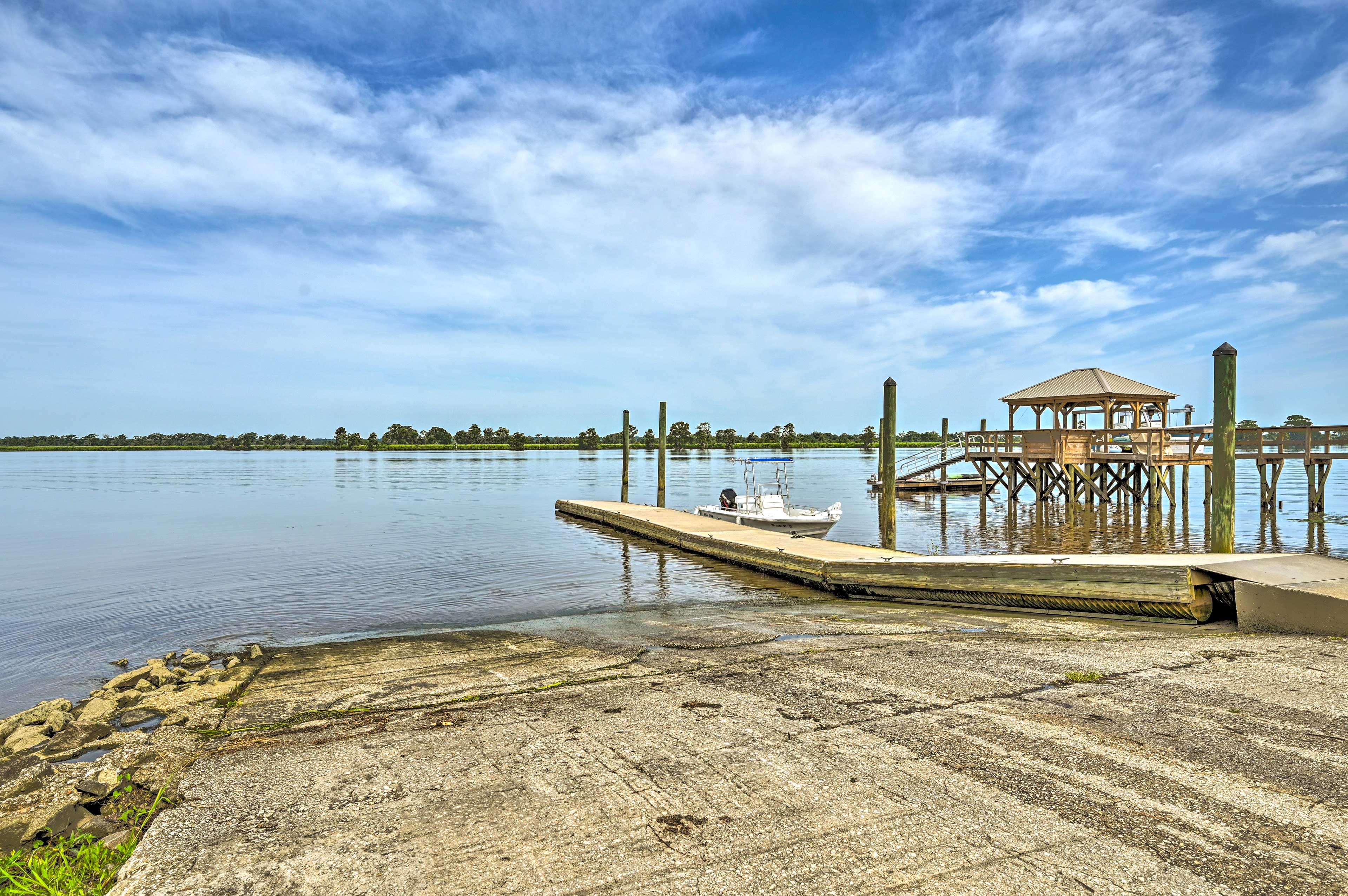 Property Image 2 - Charming Pawleys Island Home ~ 4 Mi to Beach!