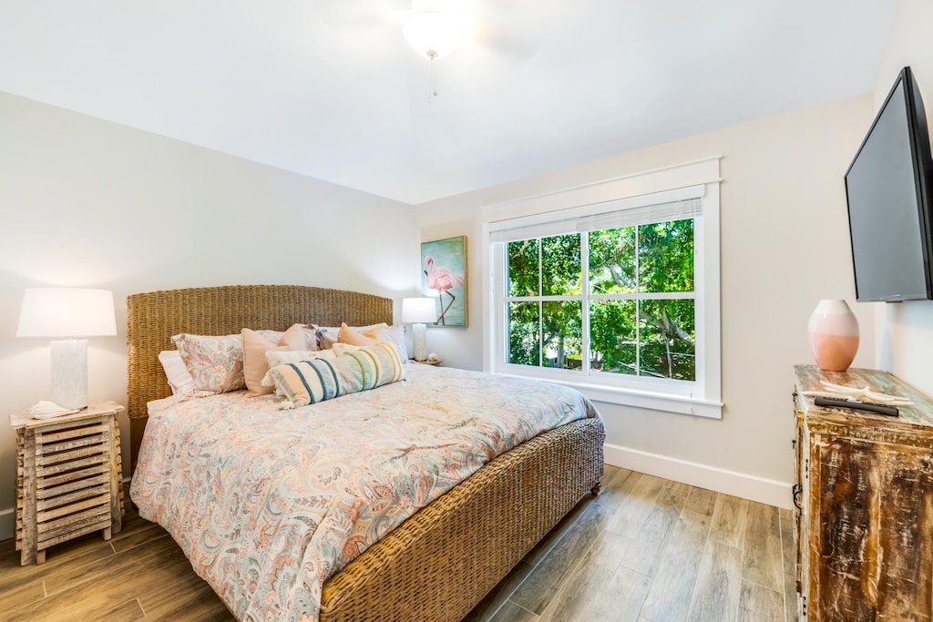 Fourth Bedroom (3rd floor), King bed