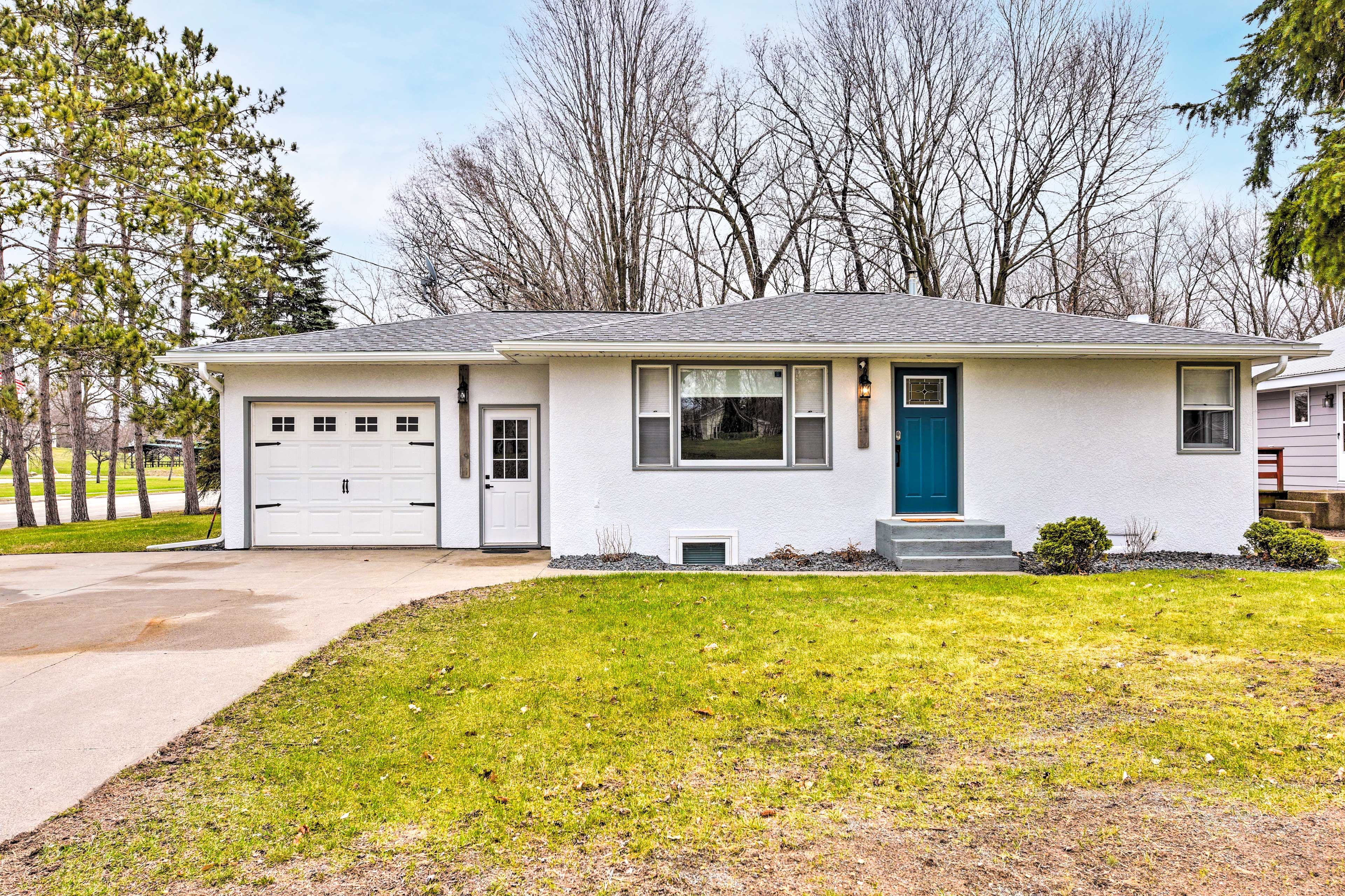 Property Image 1 - Charming Retreat w/ Deck - Walk to Lake Pepin