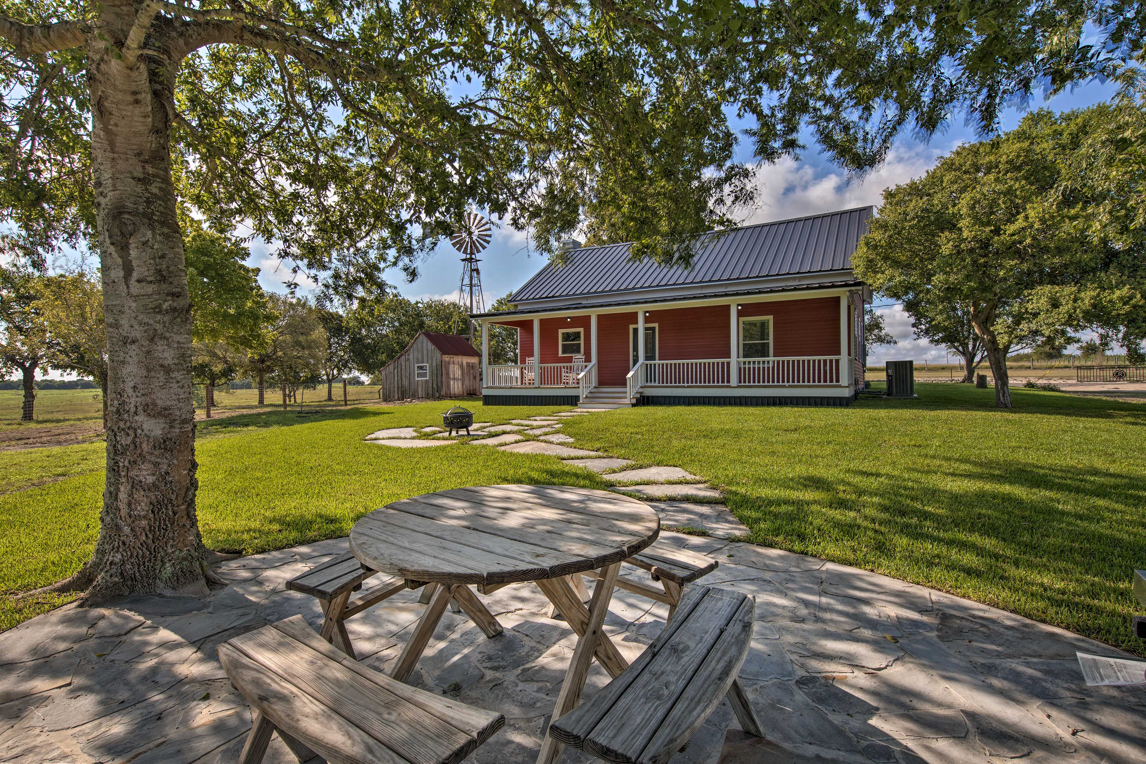 Property Image 1 - Peaceful Schulenburg Farmhouse w/ Fire Pit & Grill