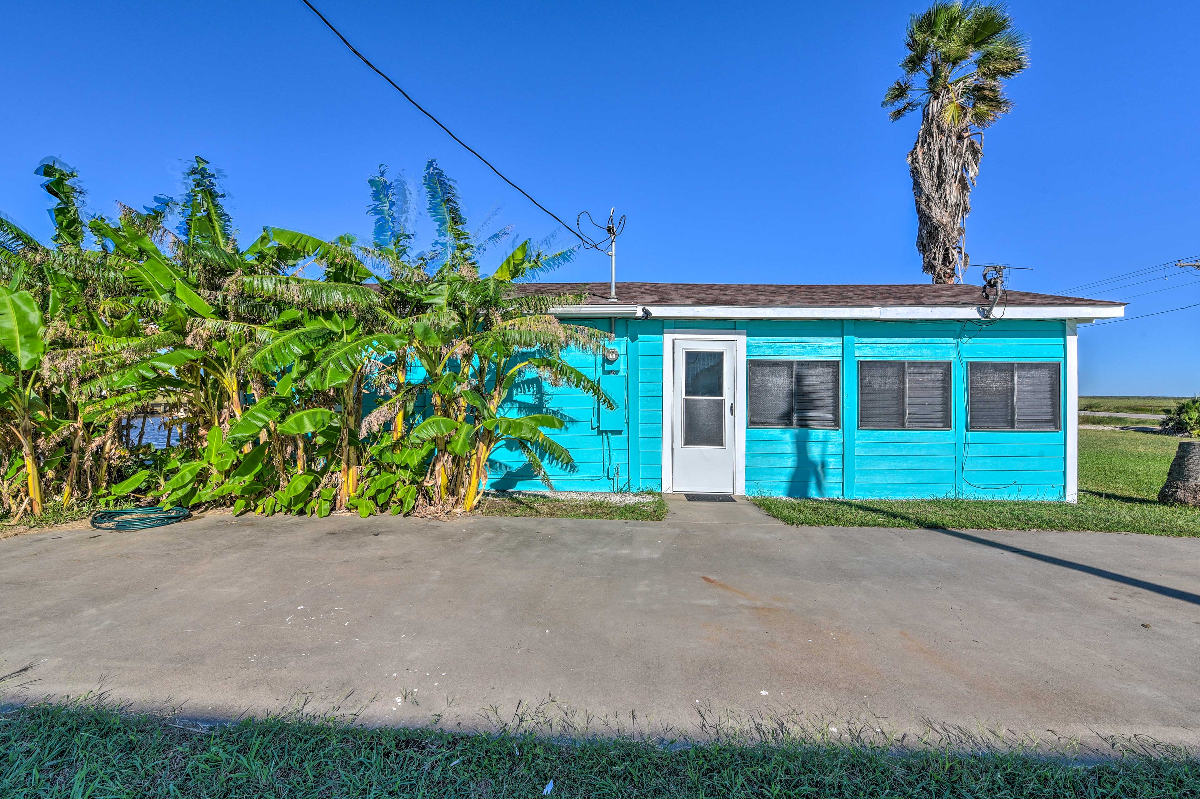 Property Image 2 - Canalfront Cabin in Sargent: 1 Mile to Beach!