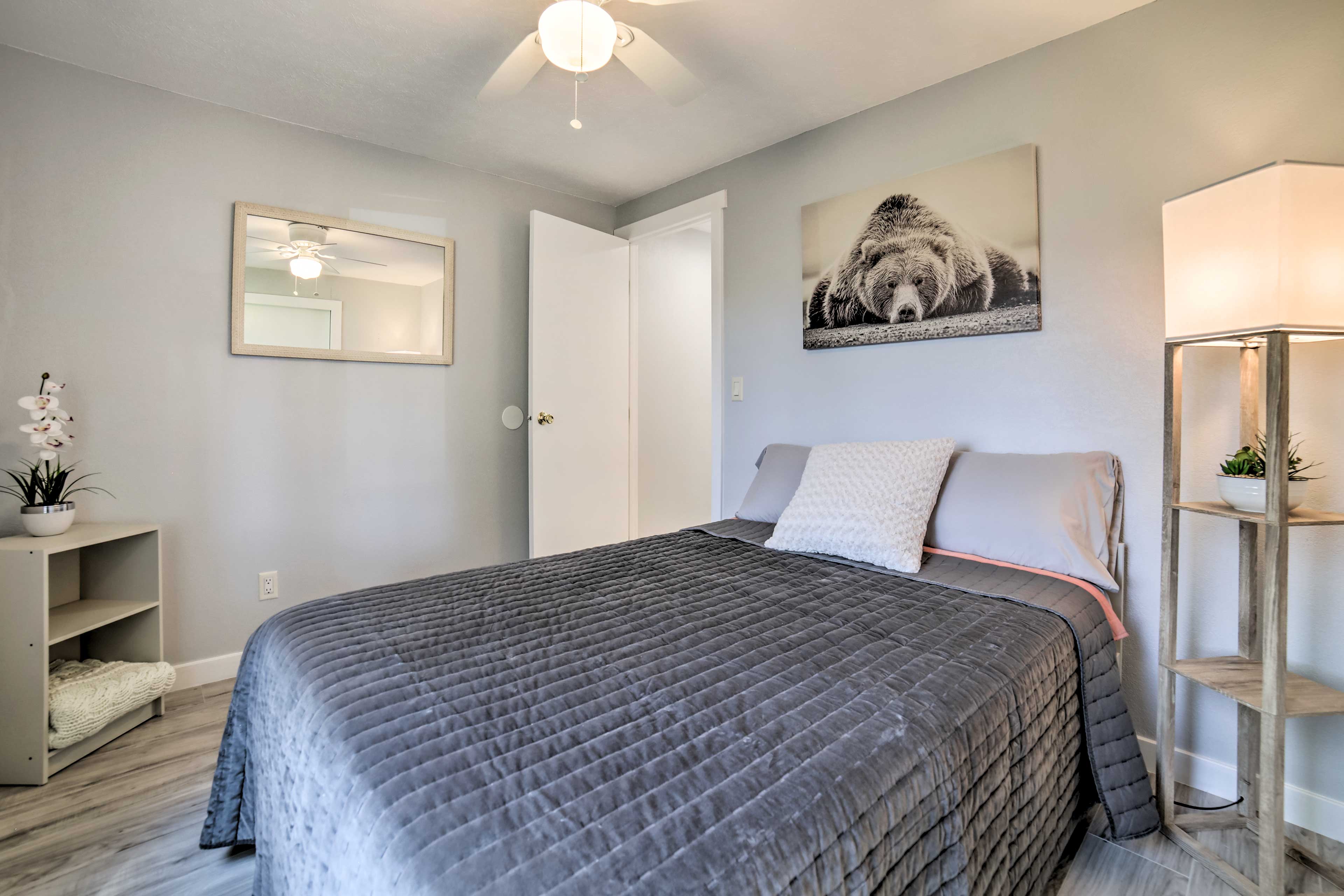 Cozy Ashton Abode w/ Yard - Near Park & Pool!