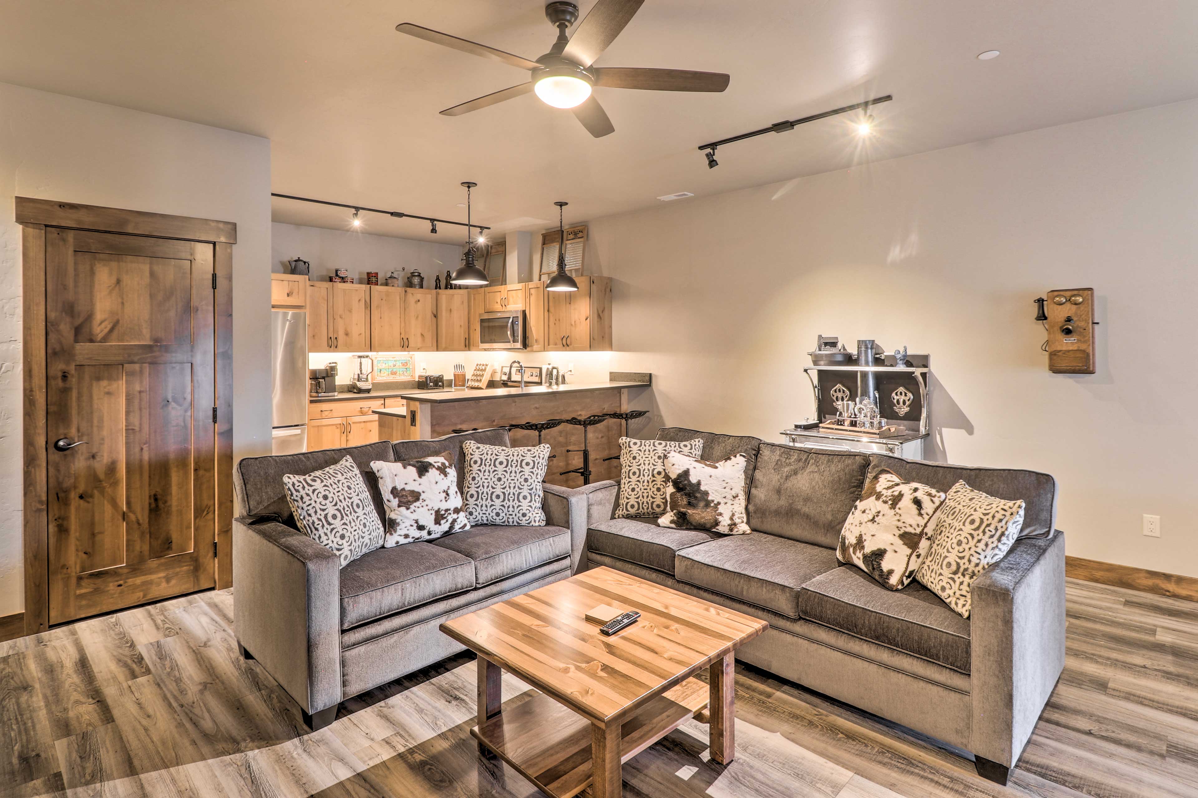 Cozy Columbia Falls Condo w/ Private Balcony!