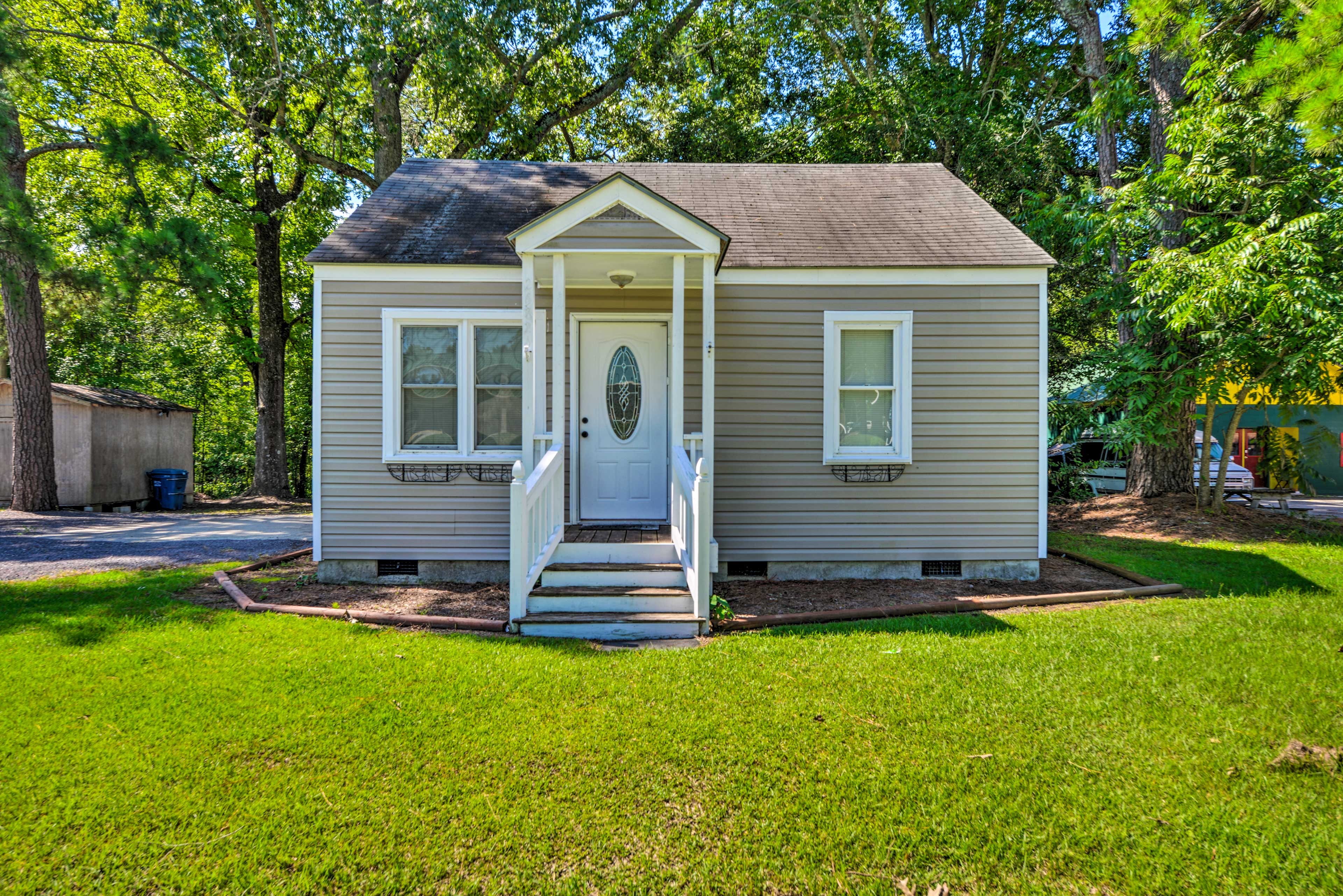 Property Image 1 - Cozy Pantego Cottage ~ 5 Miles to Belhaven!