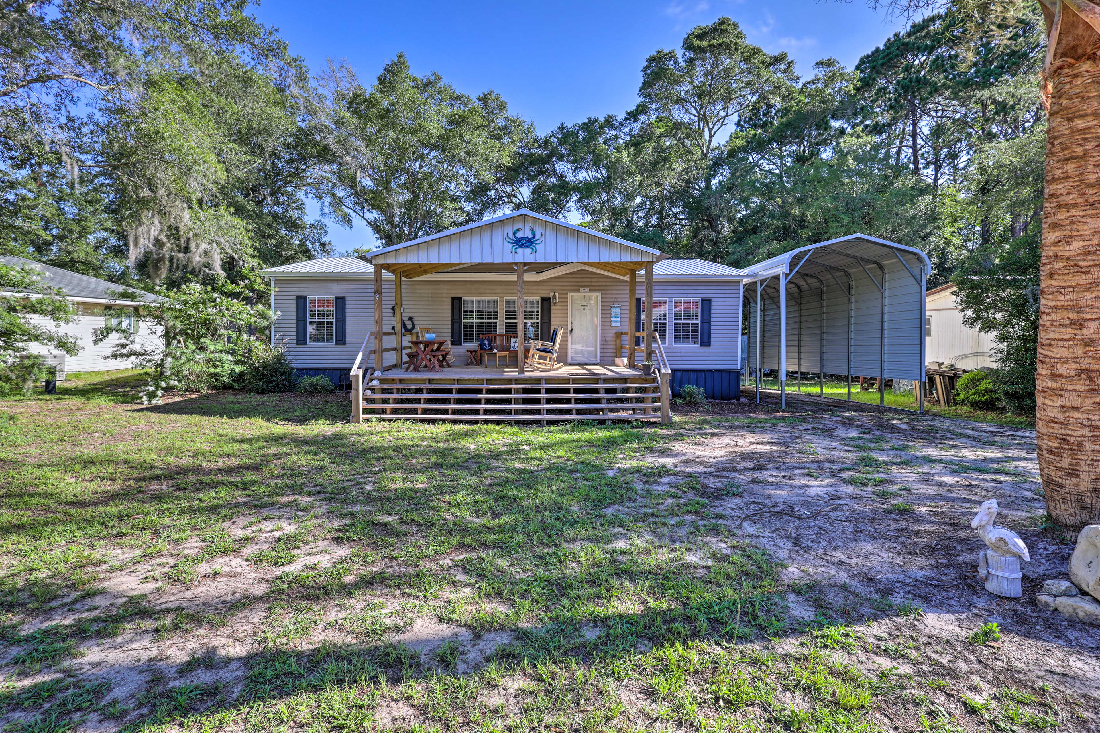 Property Image 1 - Cozy Steinhatchee House w/ Fire Pit & Grill!