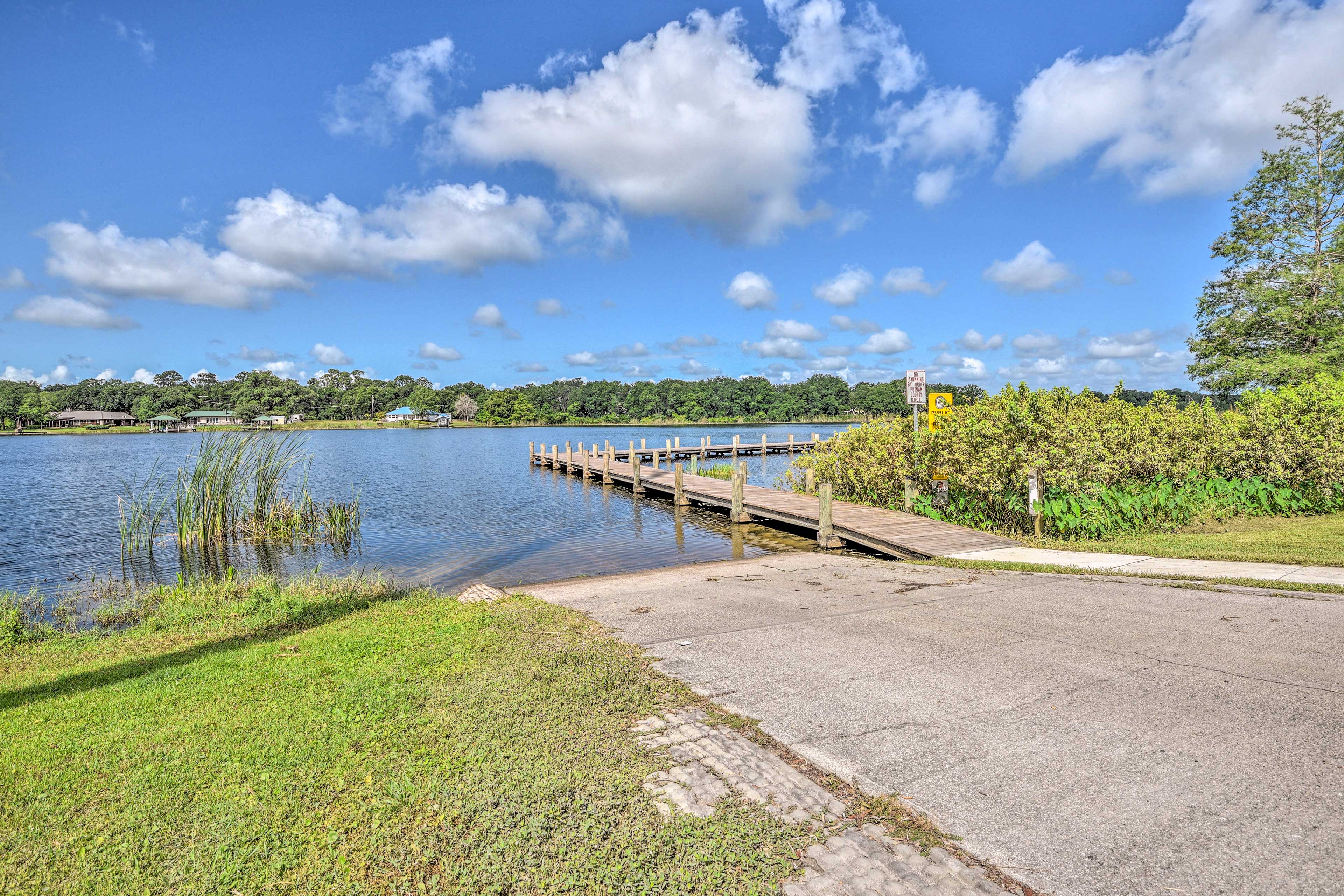 Crescent City Apartment w/ Easy Lake Access!