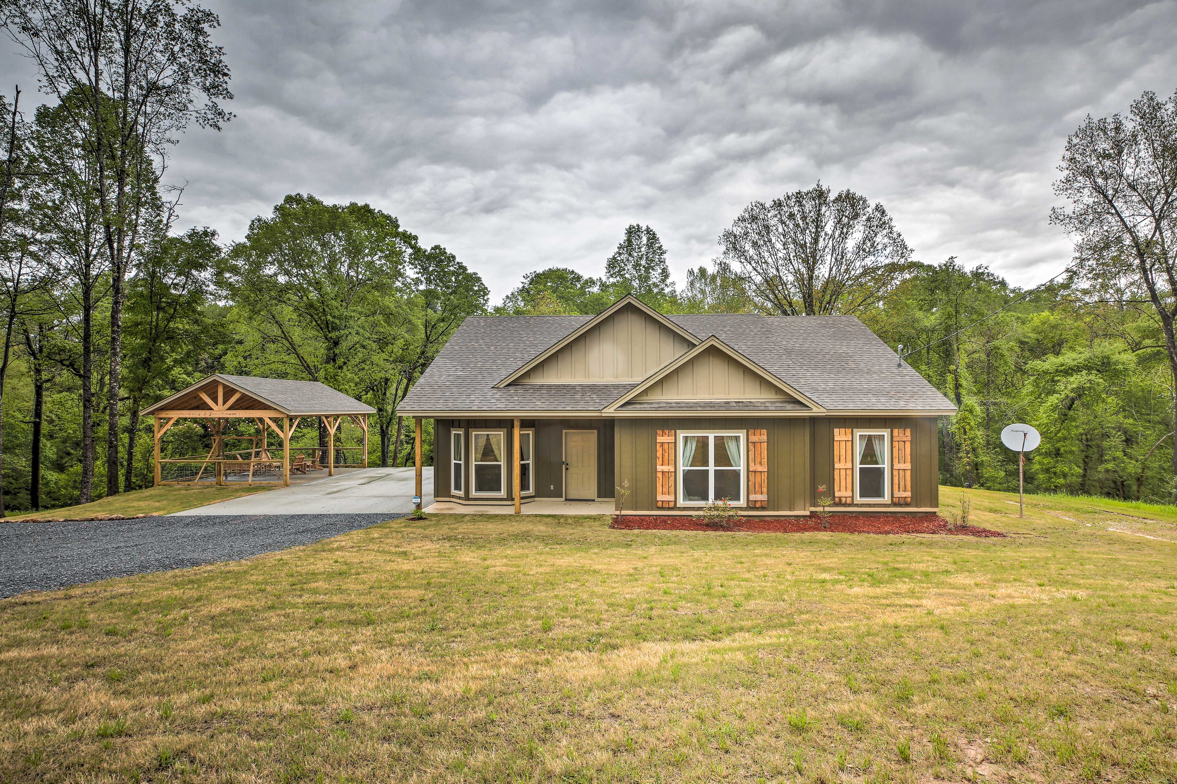 Property Image 1 - Tallassee Creekside Cabin w/ Forest Views!