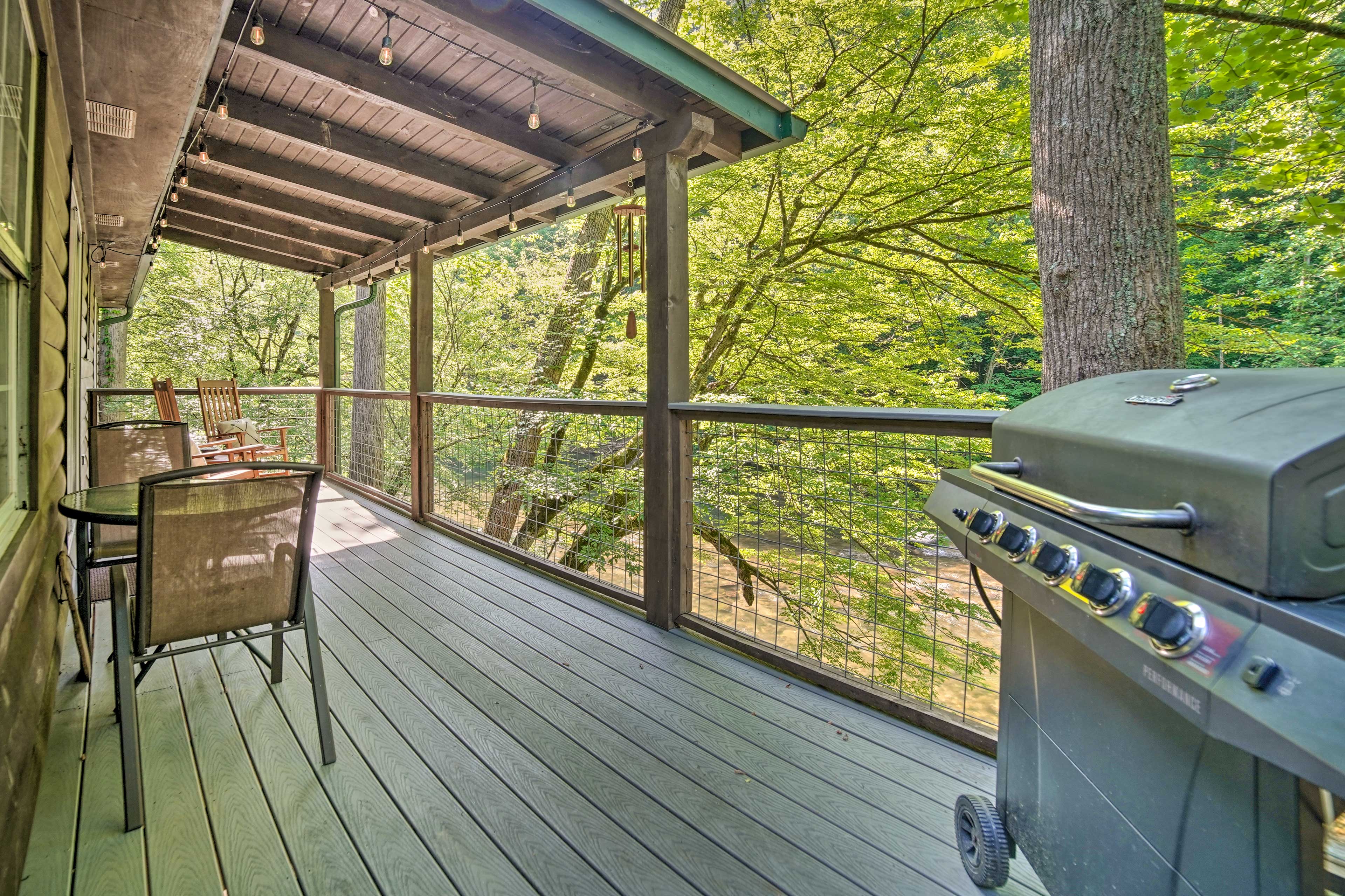 Crystal River Cabin w/ Scenic View & Fire Pit