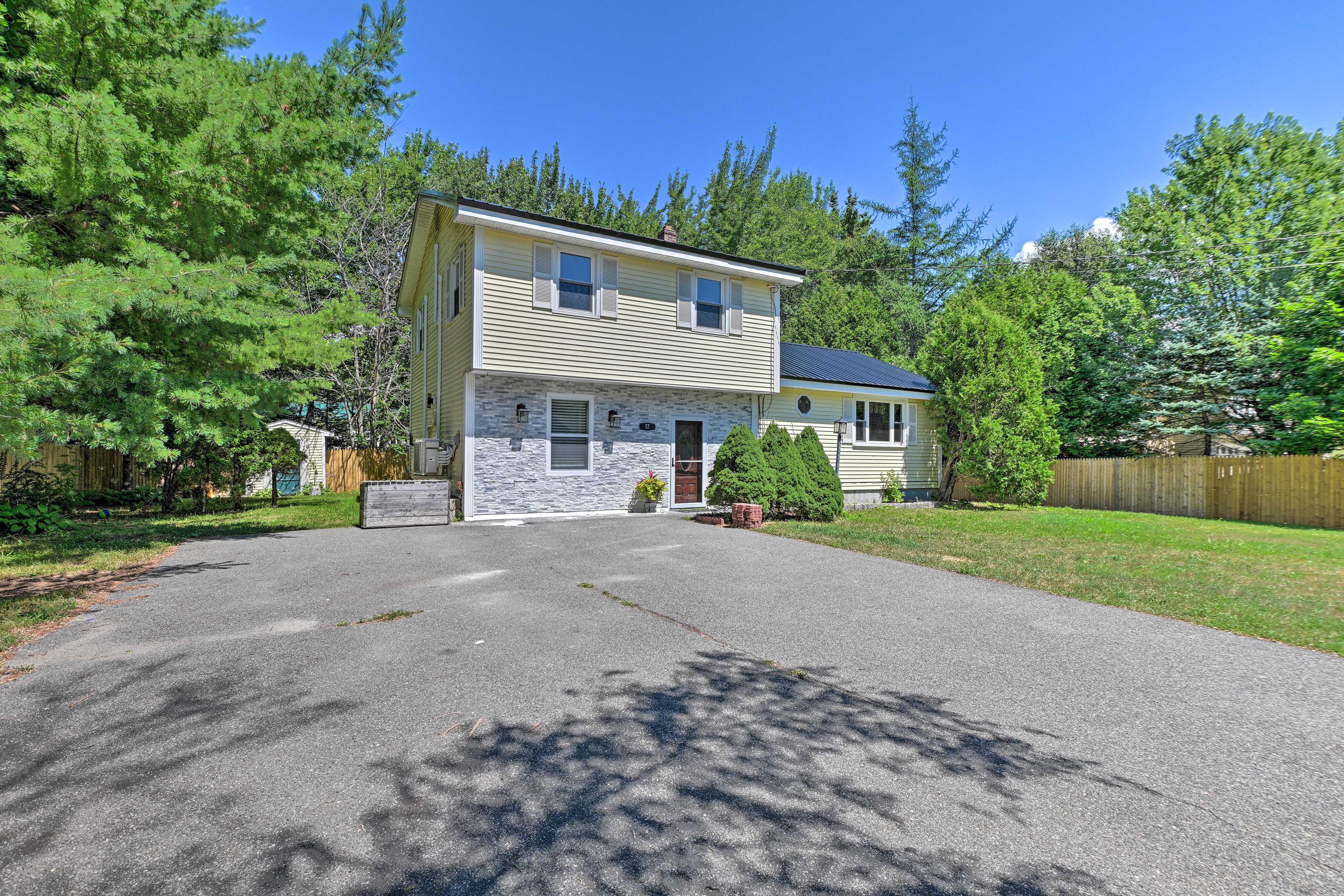 Property Image 2 - Cute Ellsworth Home w/ Deck, 16 Mi to Acadia!